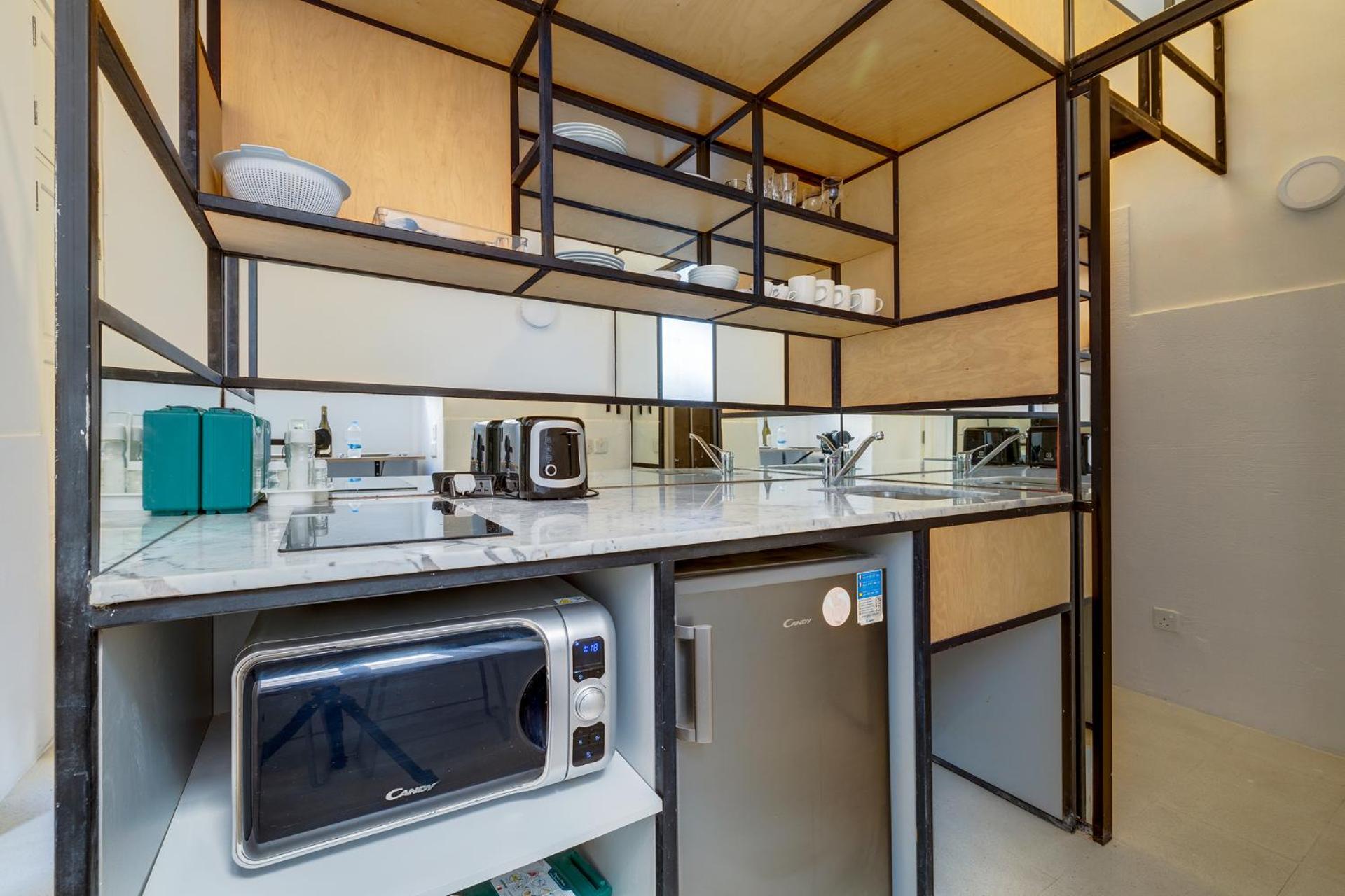 Trendy Studio Retreat in Historic Valletta photo 4