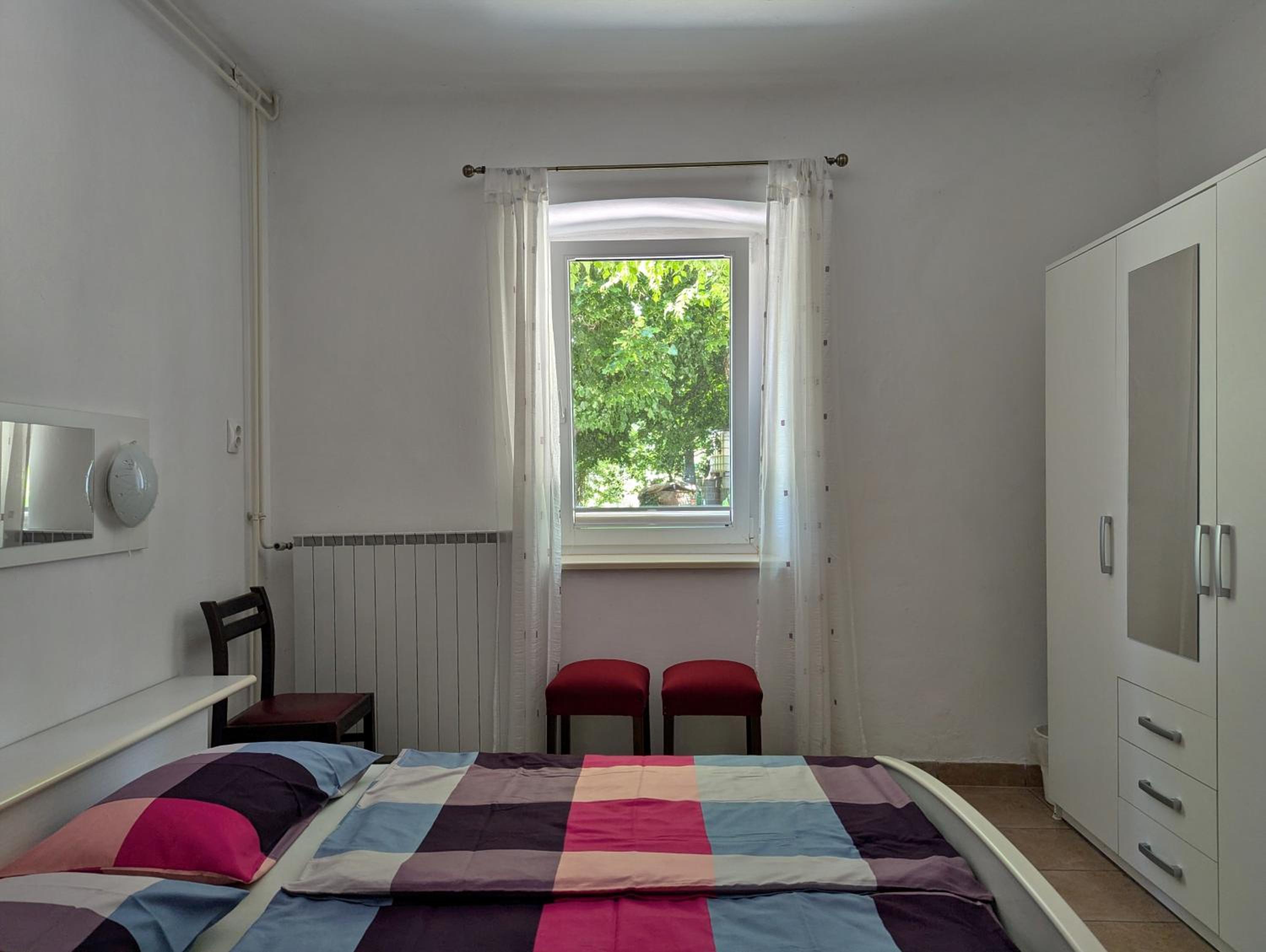 Photo 43
