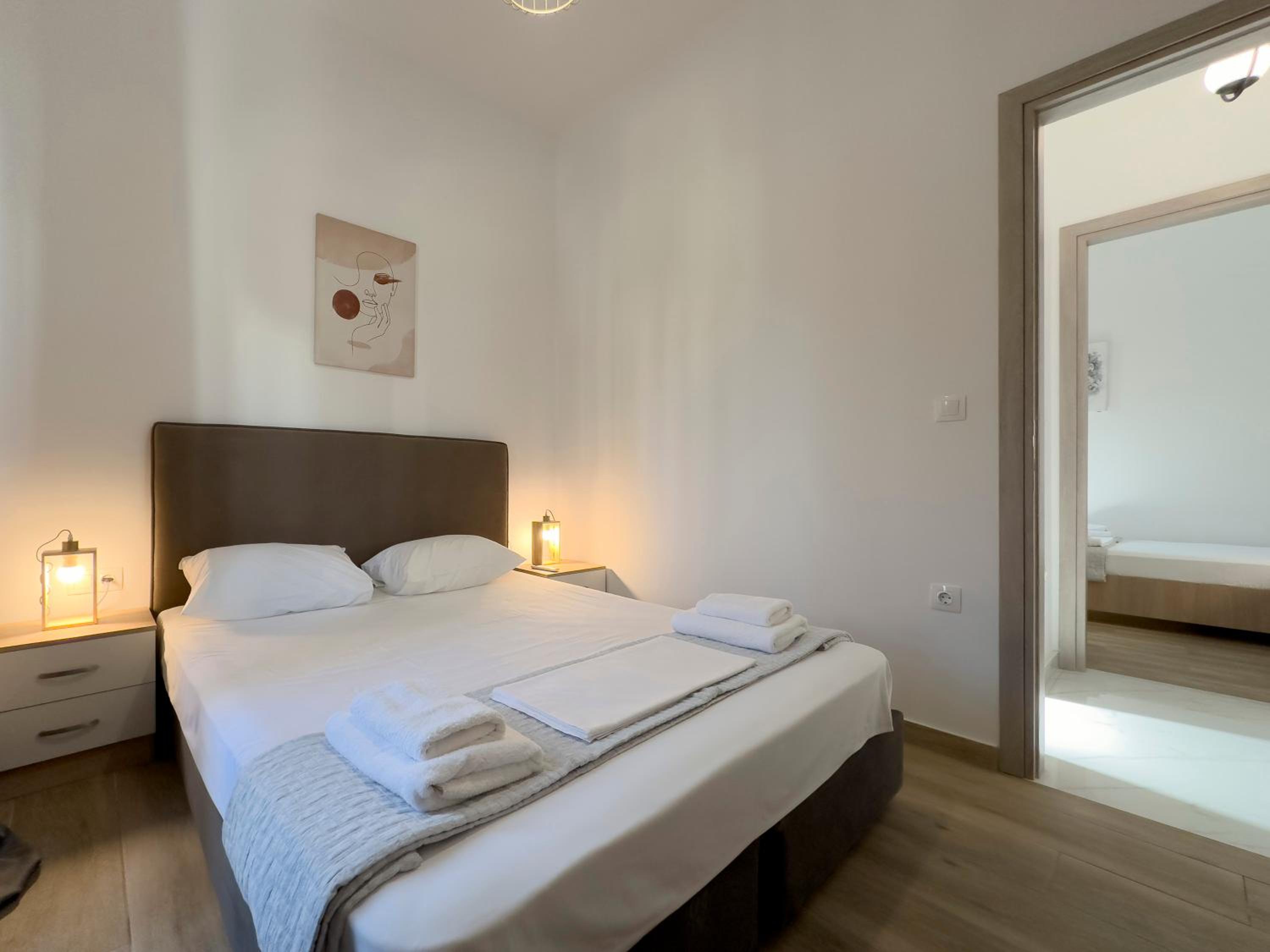 Monterey A1 modern 54 sqm apt in Paleo Faliro
