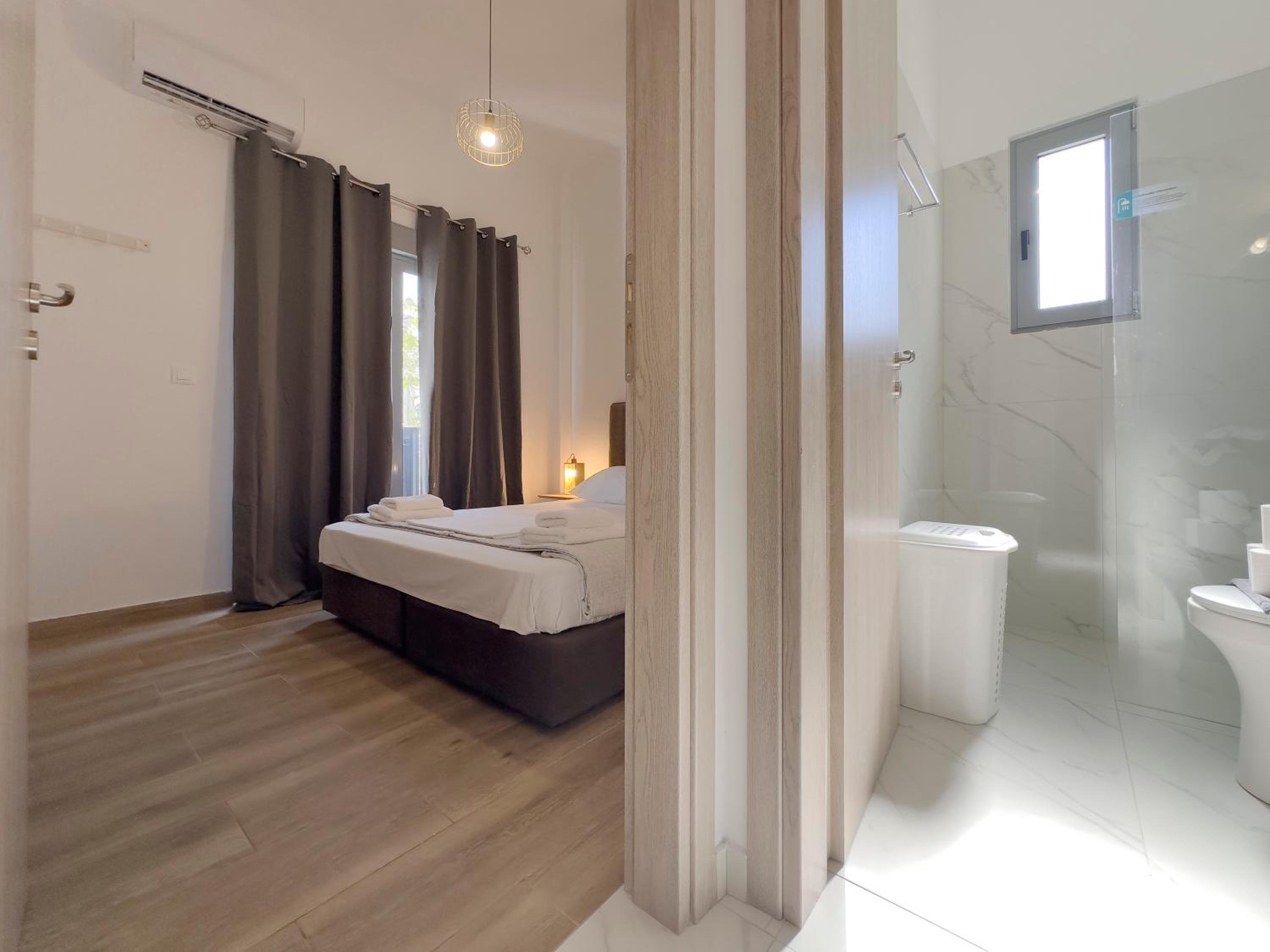 Monterey A1 modern 54 sqm apt in Paleo Faliro