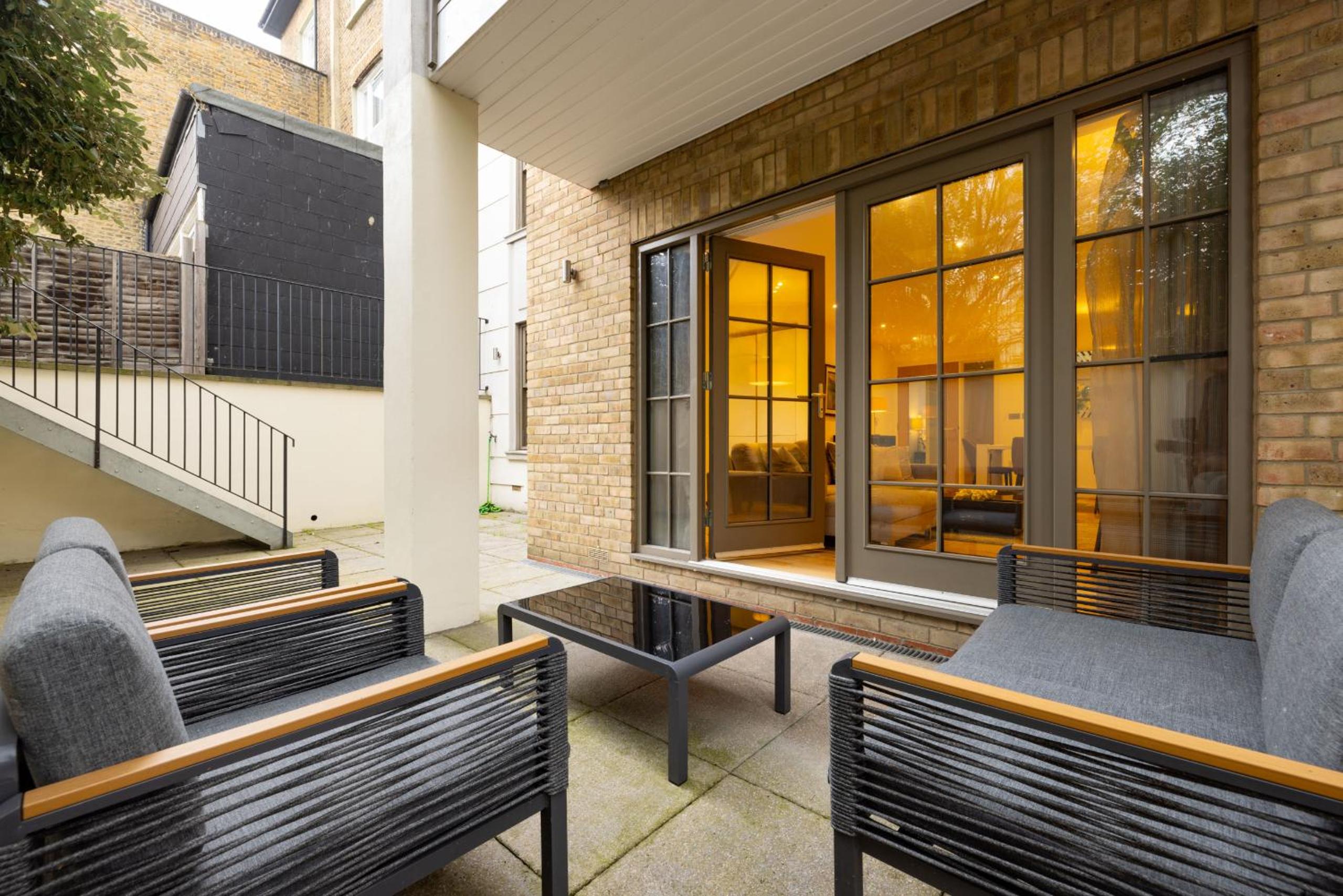 Modern, Spacious Home with Patio