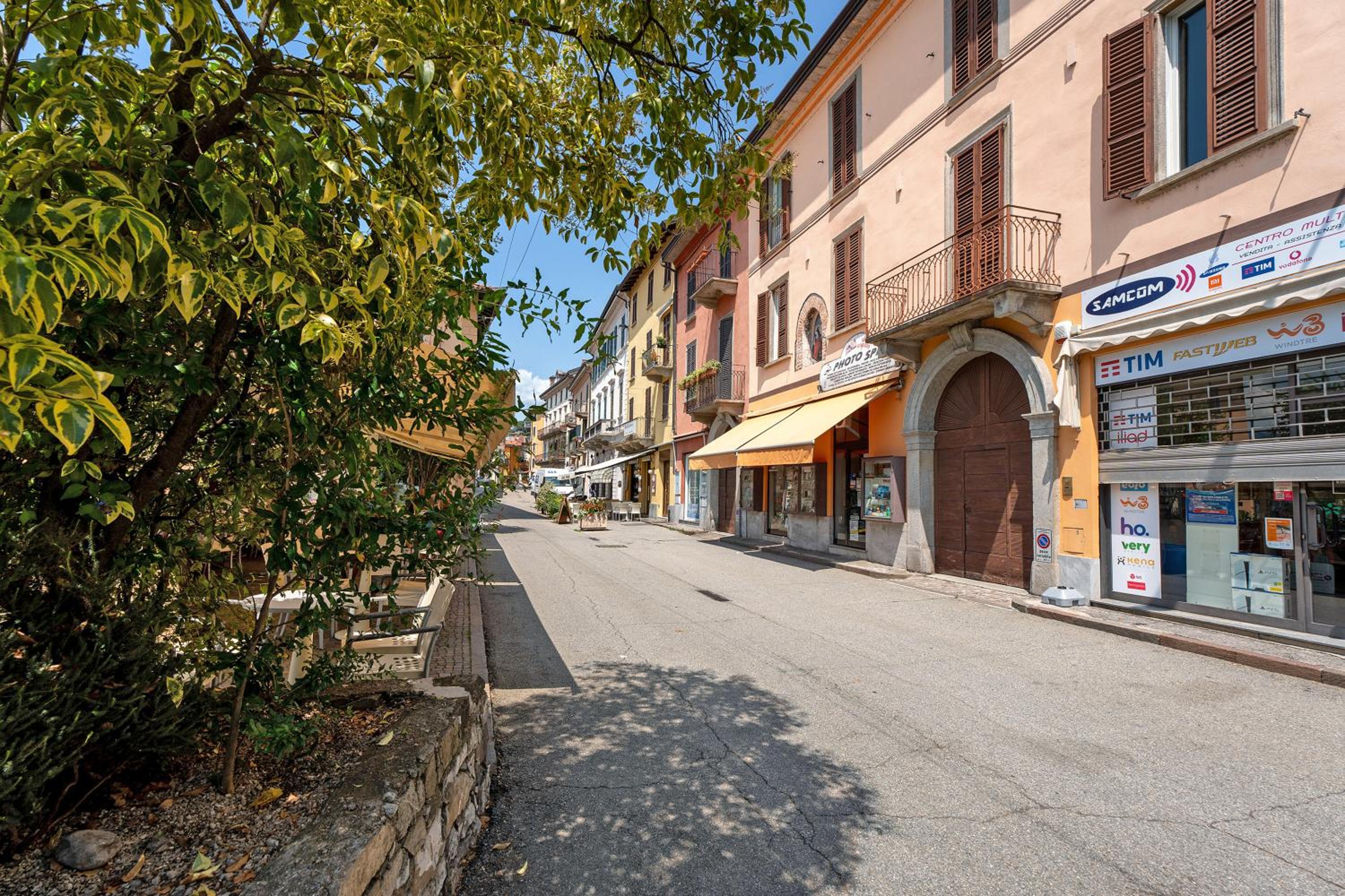 Casa Làrisa Lago Maggiore