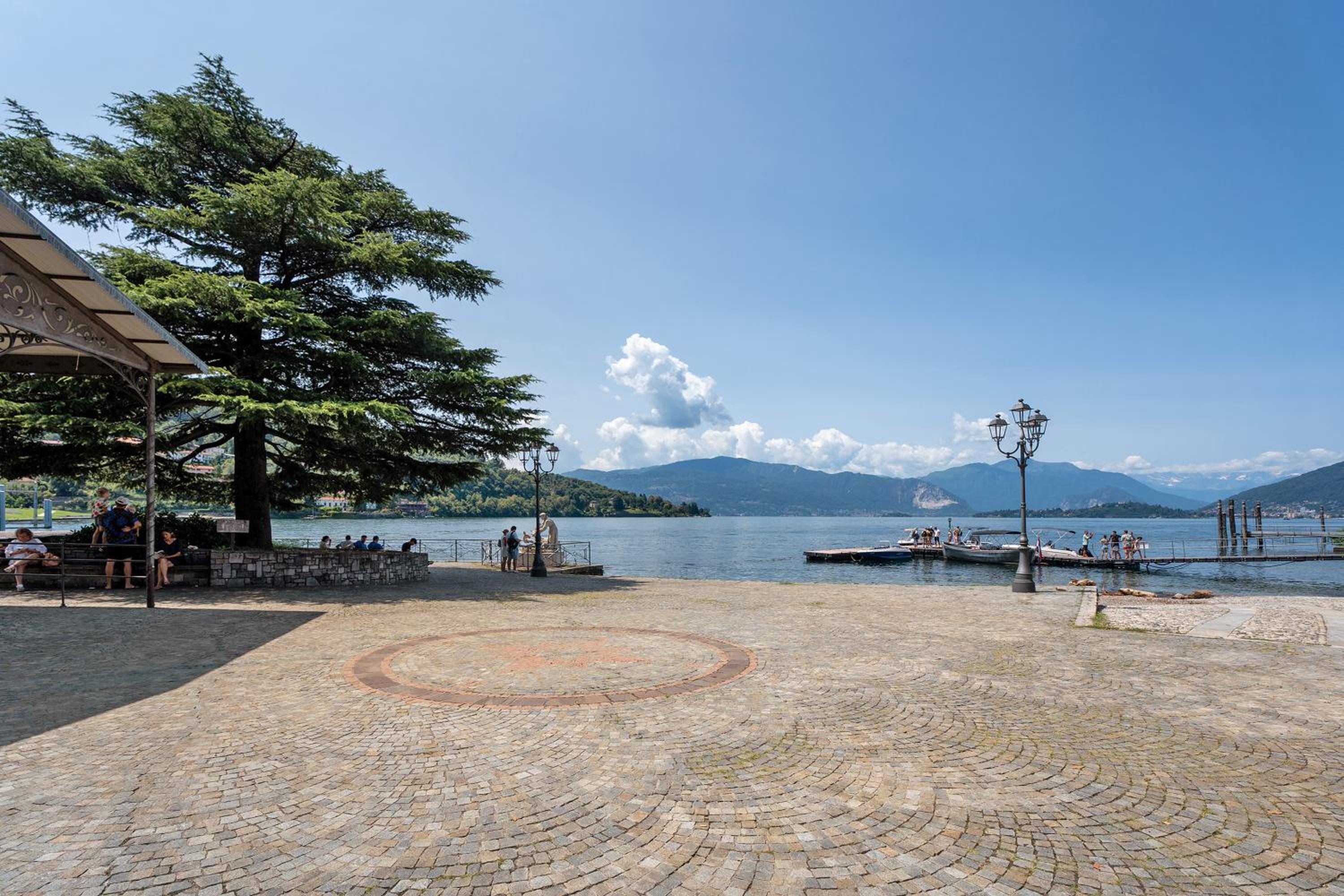 Casa Làrisa Lago Maggiore