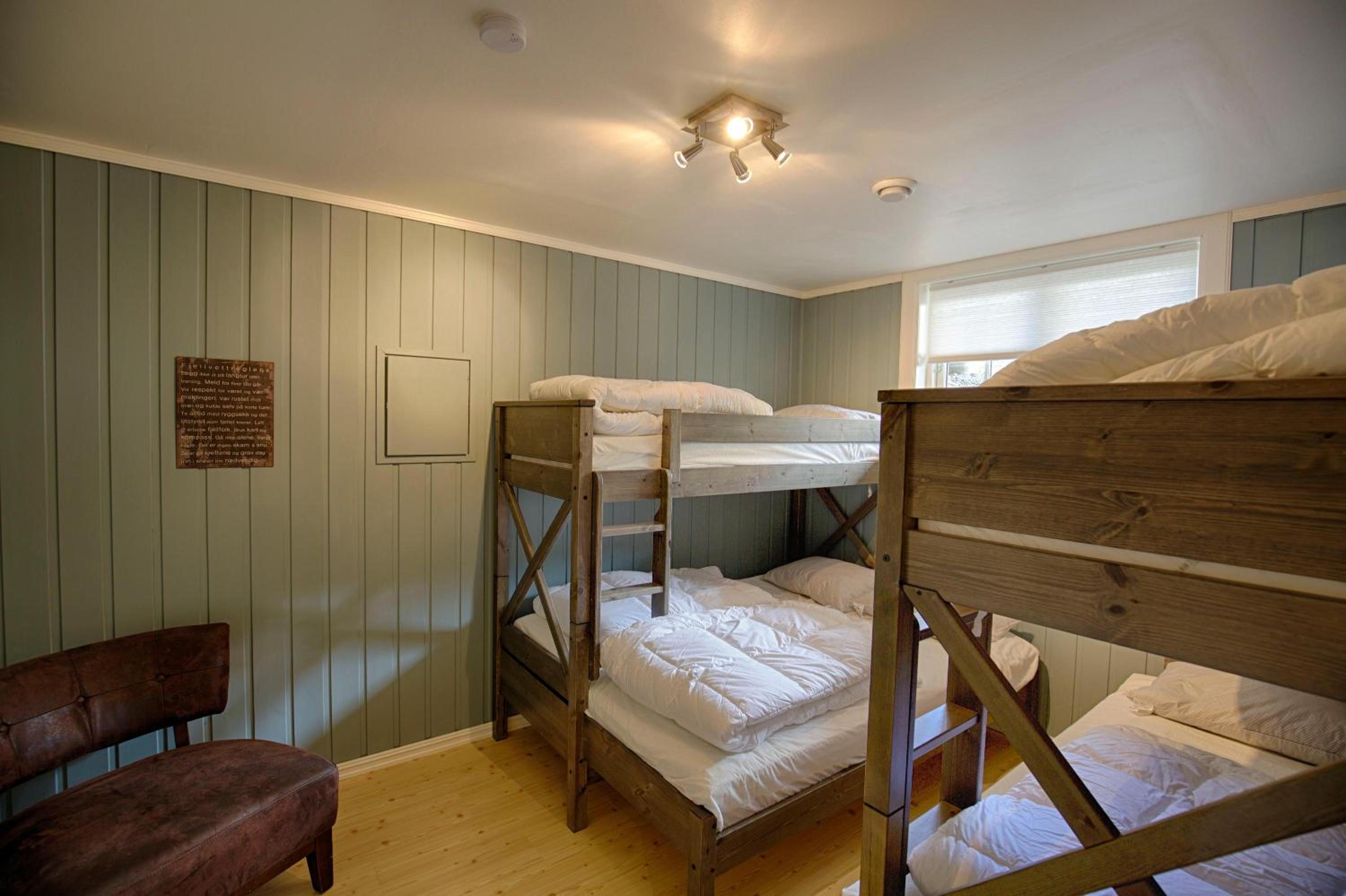 Ideal For Families And Groups Near Ski Slopes And Amenities