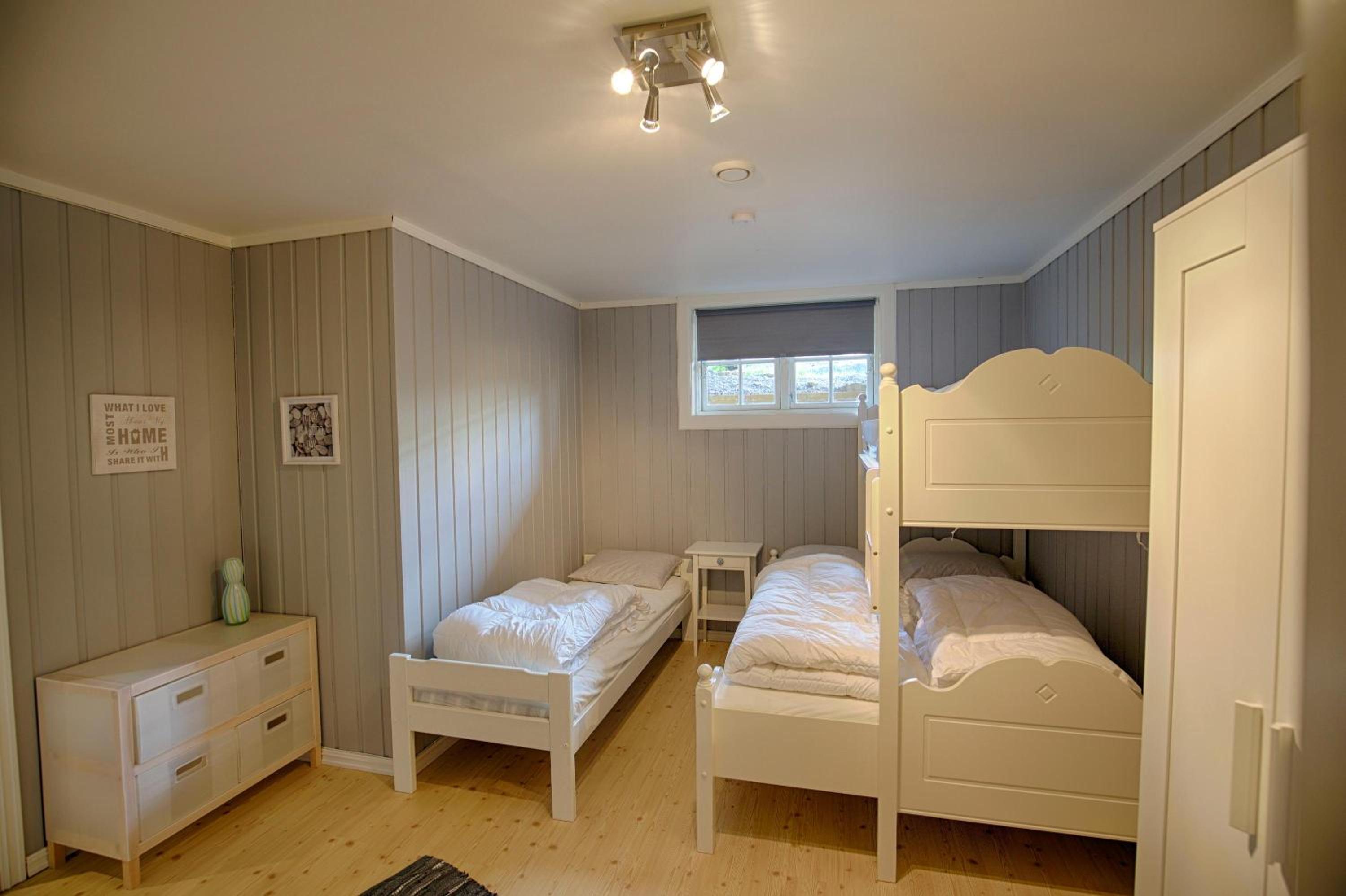 Ideal For Families And Groups Near Ski Slopes And Amenities
