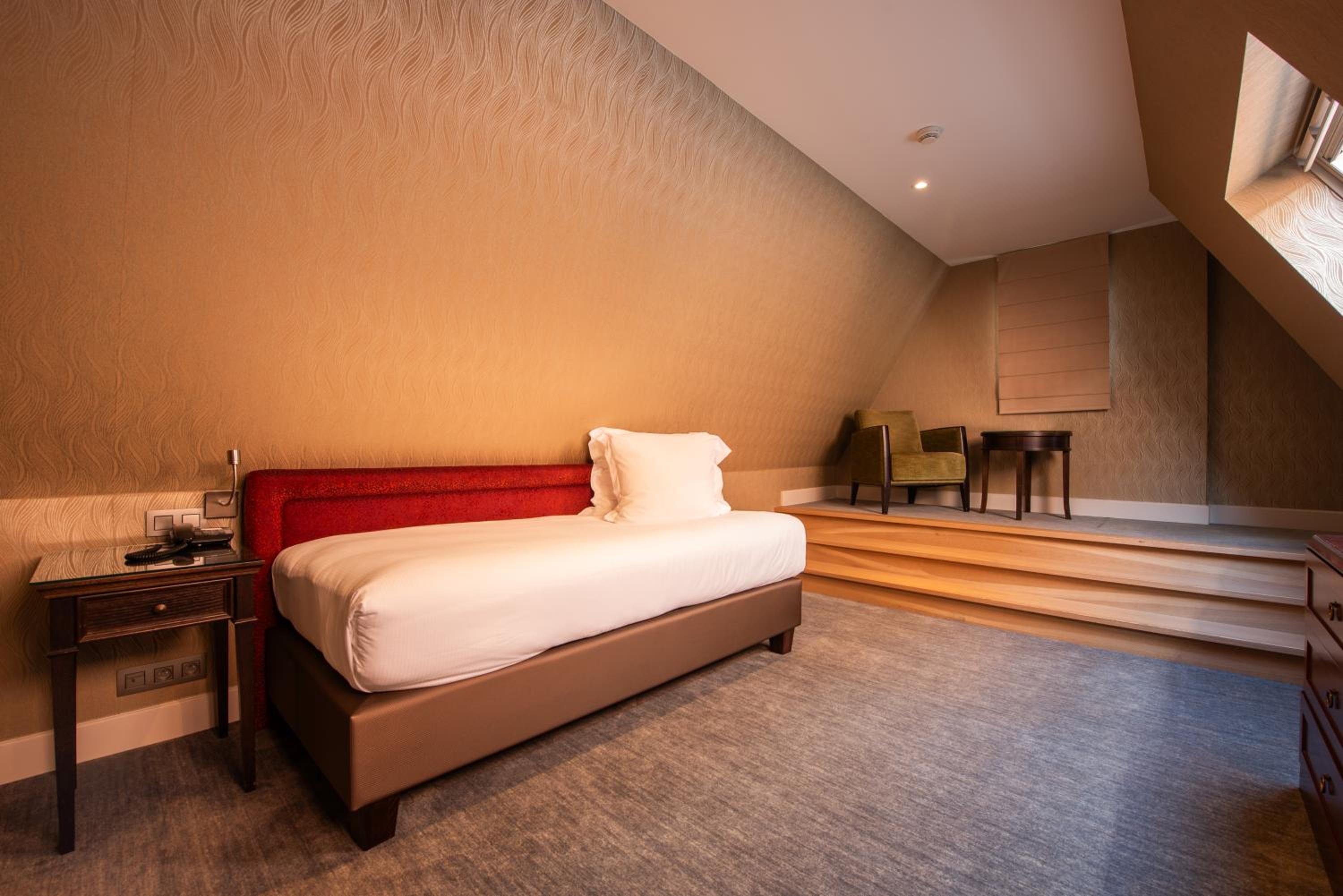 Bruges Vacations - Dukes' Palace Brugge - by Dukes' Hotel Collection - Property Image 7