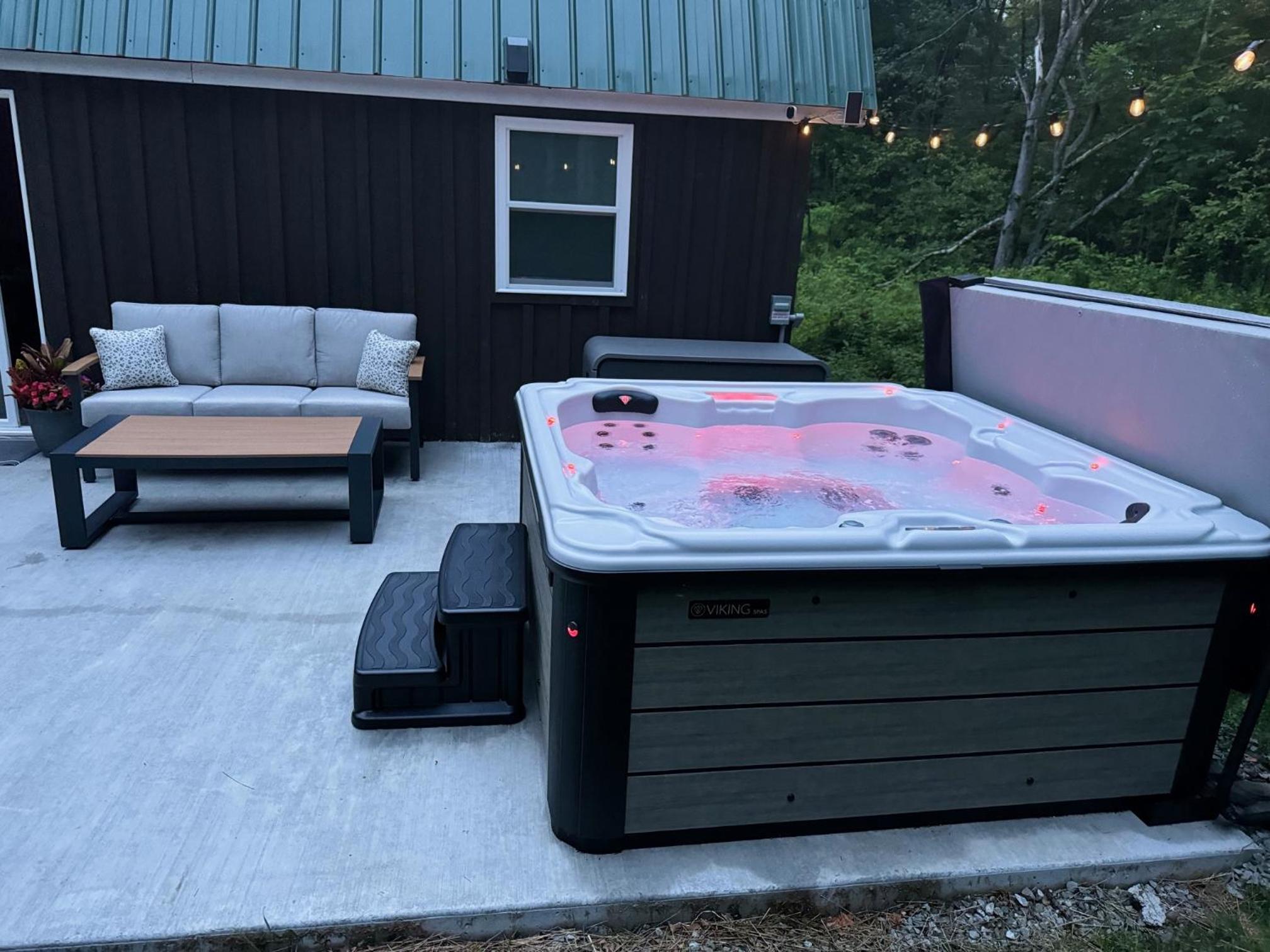 Private Cottage with Hot Tub in the Woods view 3