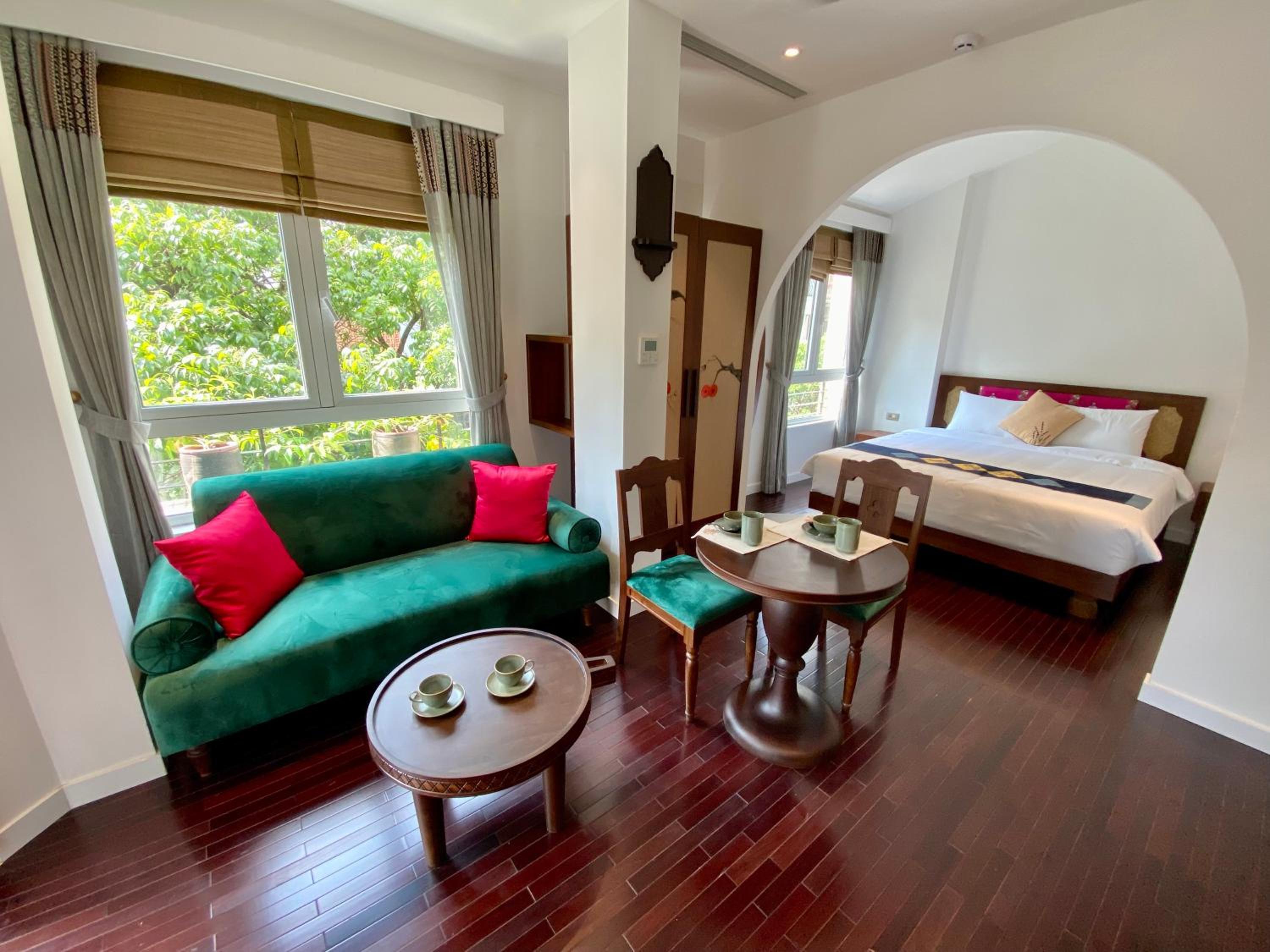 hotel room