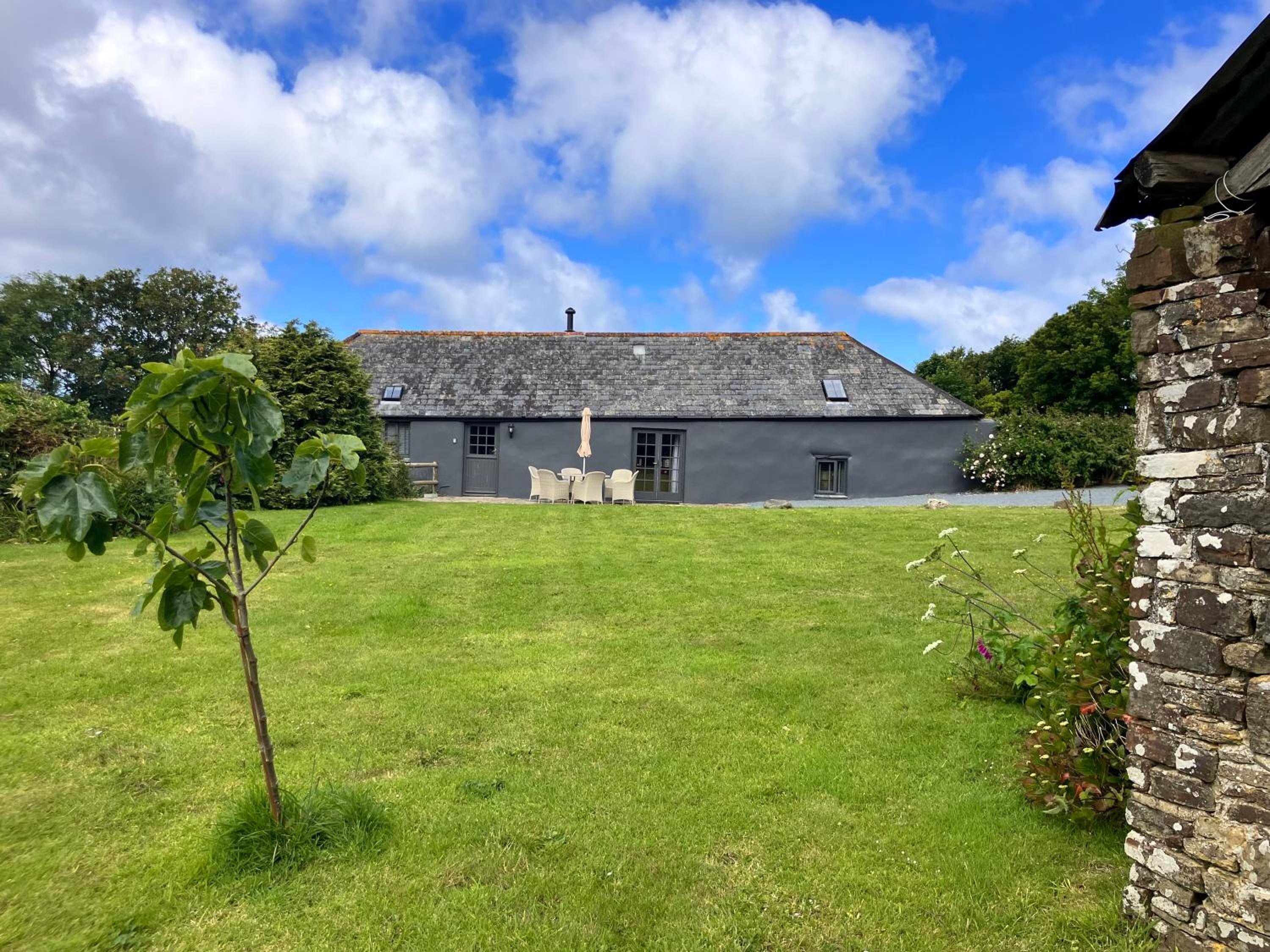 Hunters Lodge