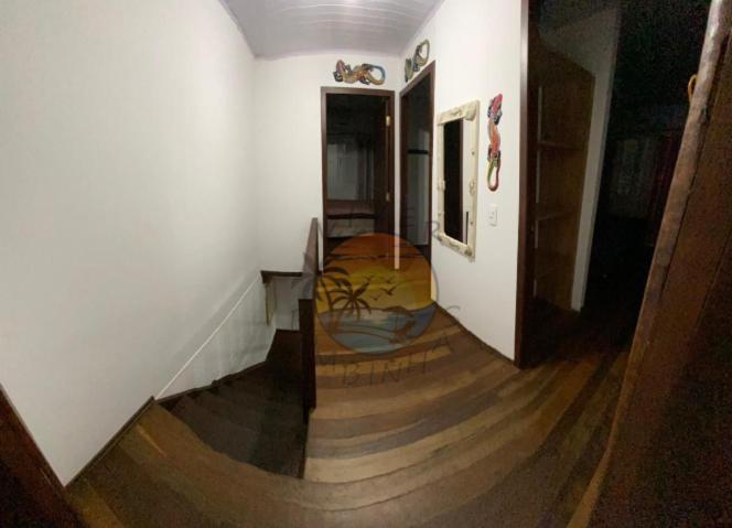Linda Casa com 03 Dormitórios - 30 Metros até até a Praia