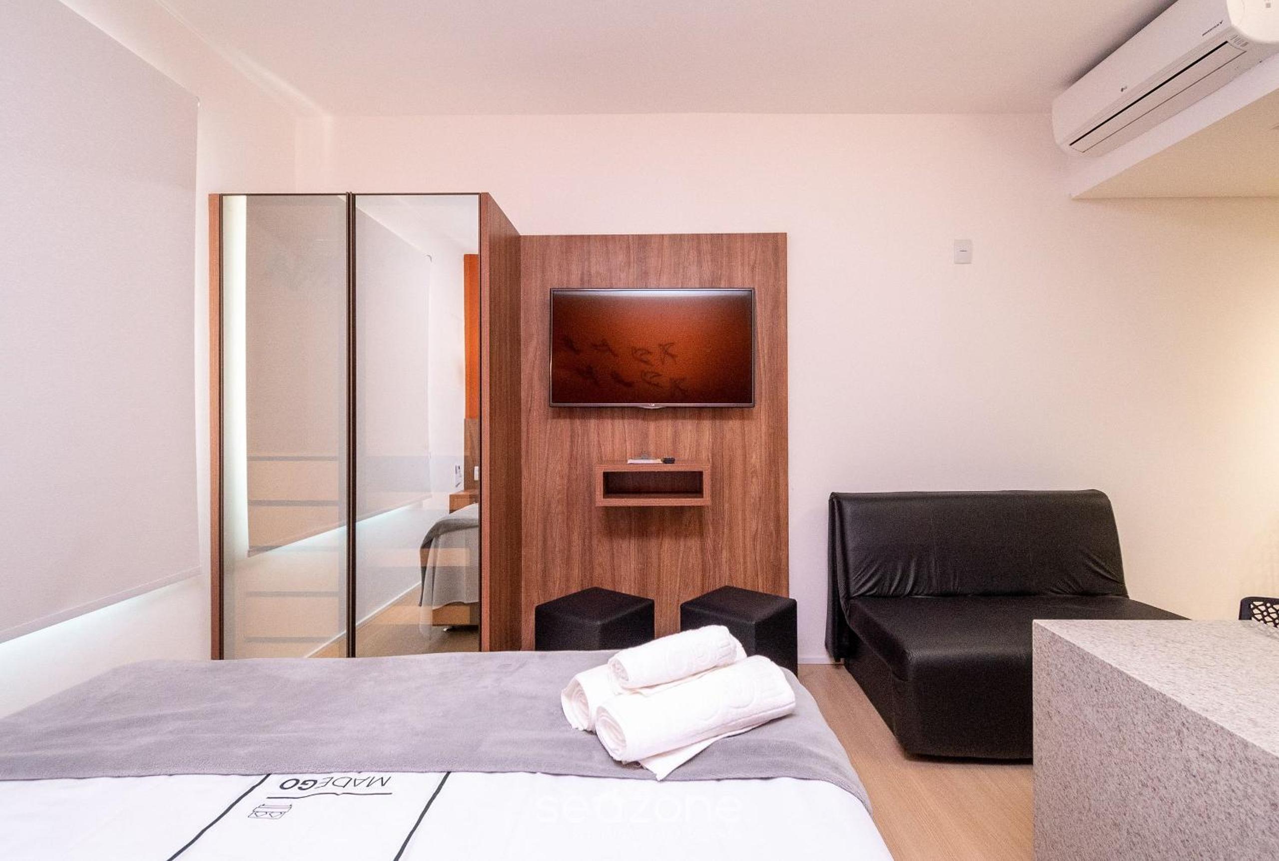Accommodating Studios at Setor Marista BLS