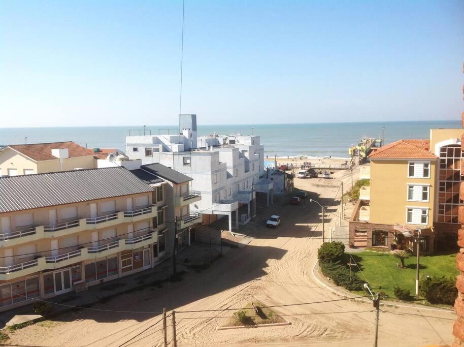 Dto frente a la playa