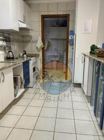 APARTAMENTO NO CENTRO DA PRAIA - 03 Dormitórios