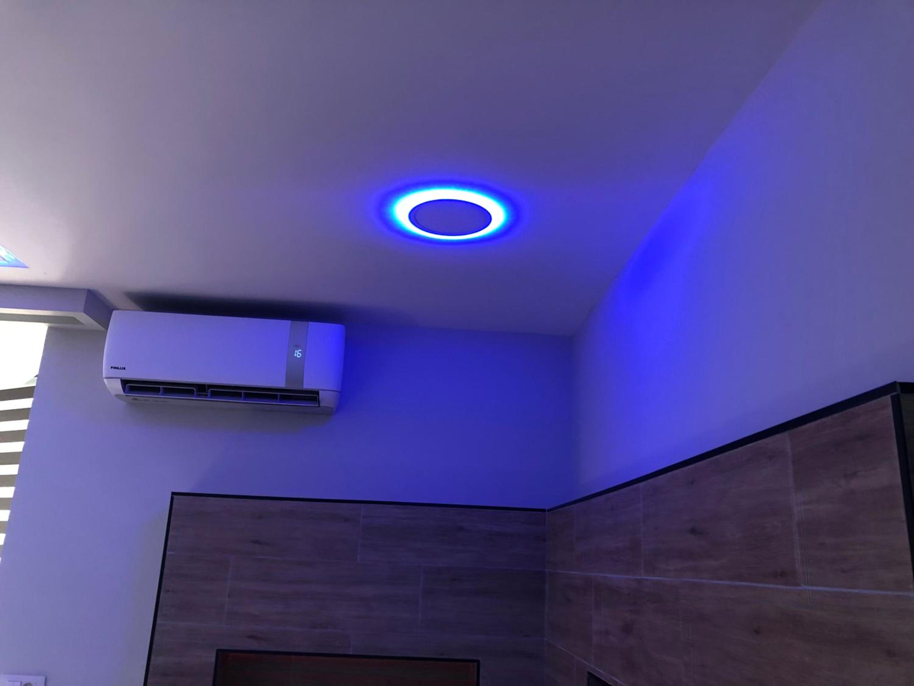 Deluxe Apartment In City Center