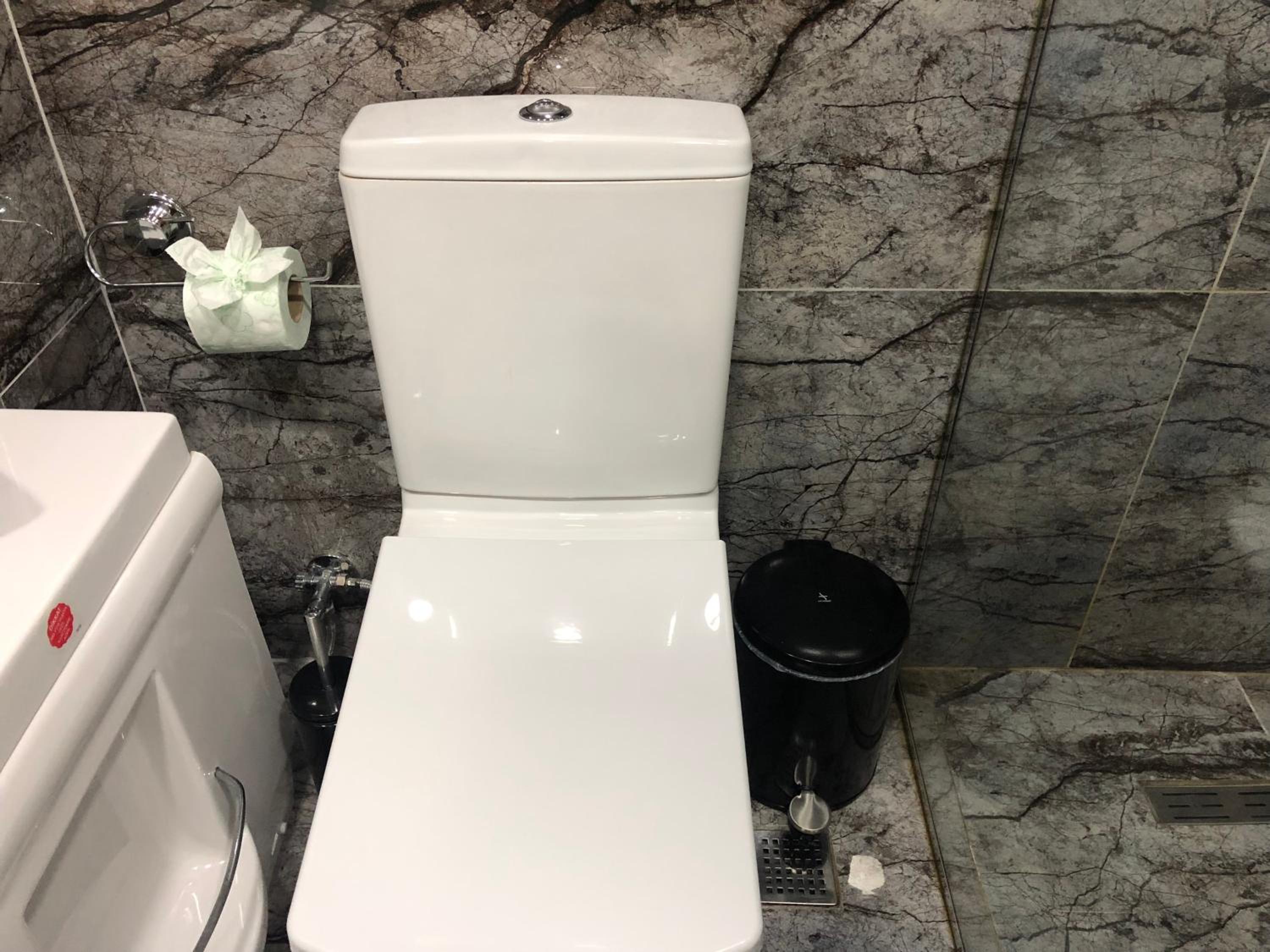 Deluxe Apartment In City Center