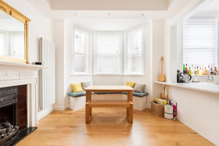 1-bed flat in Westminster