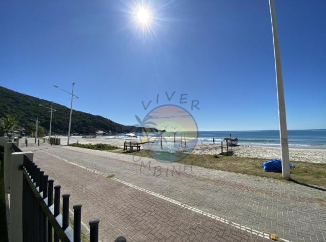 TRIPLEX BEIRA MAR COM PISCINA - 4 DORMITÓRoS