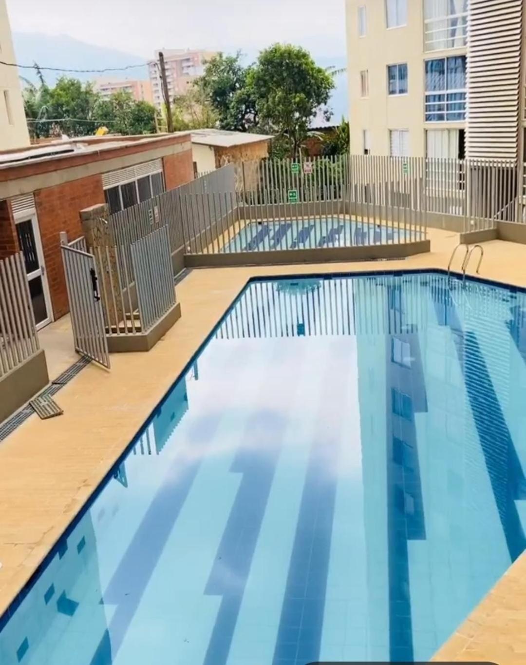Moderno y hermoso apartamento SABANETA