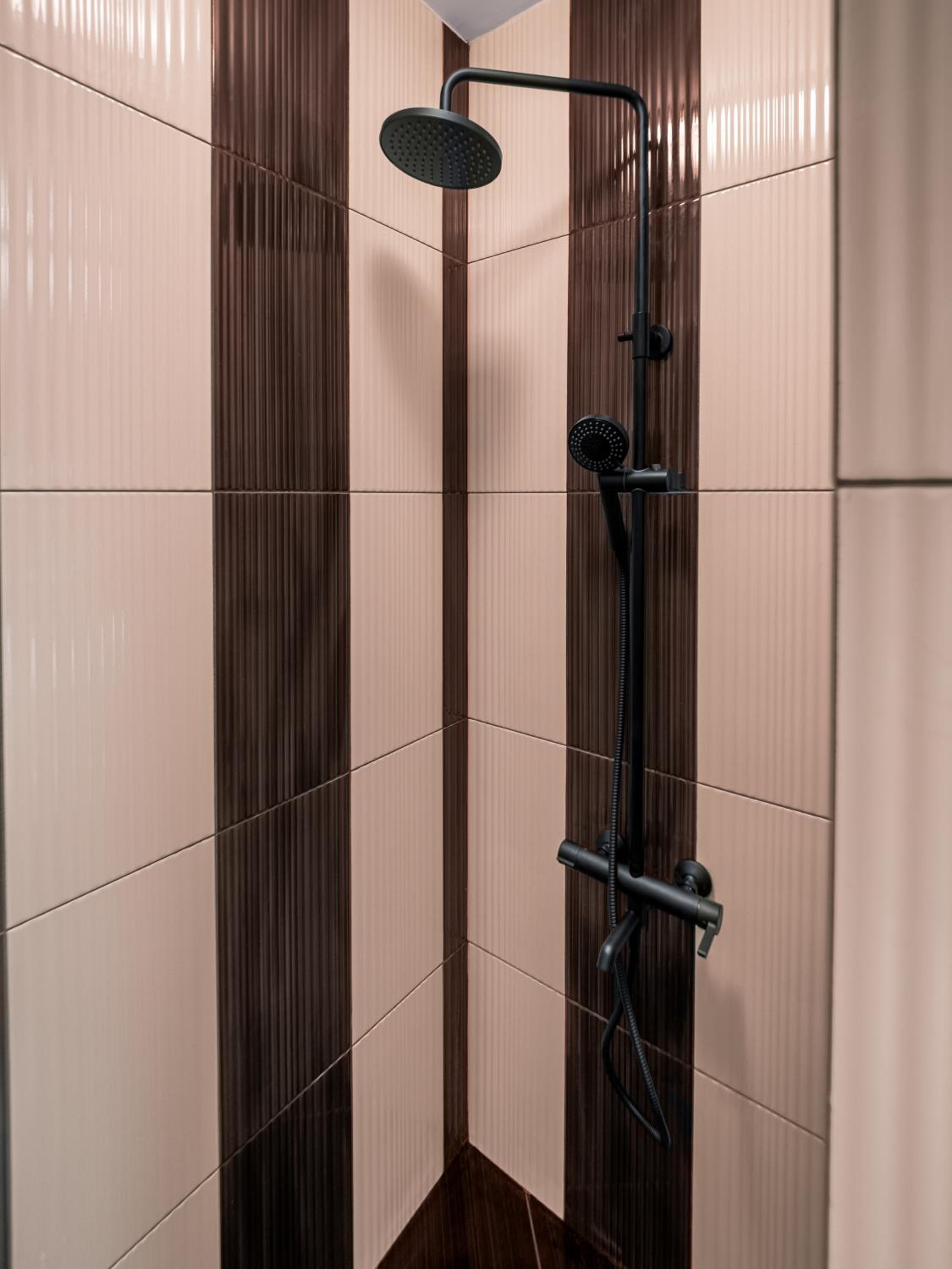 The Boulevard Luxury Apartment 2
