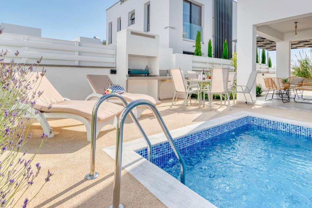 Luxurious Villa Alasia in Paralimni