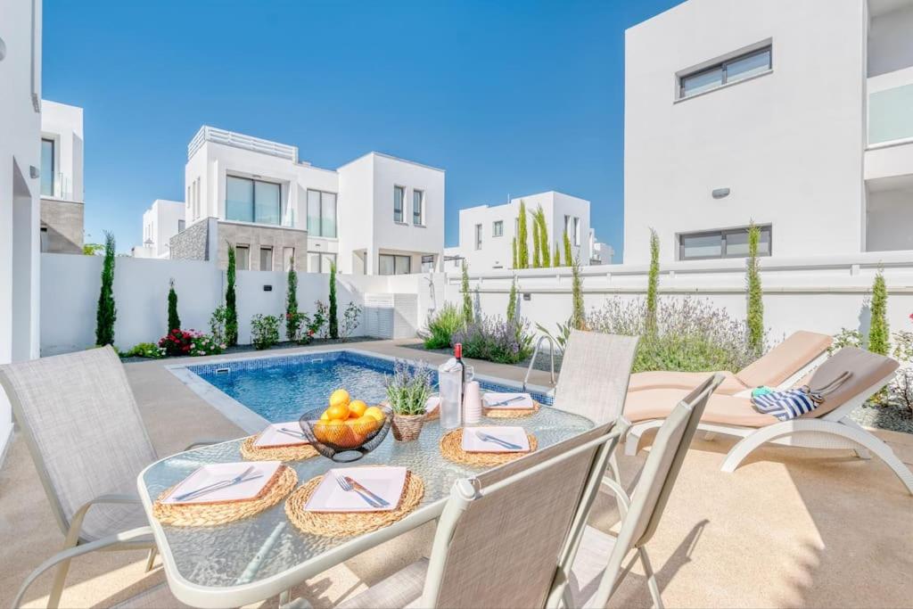 Luxurious Villa Alasia in Paralimni