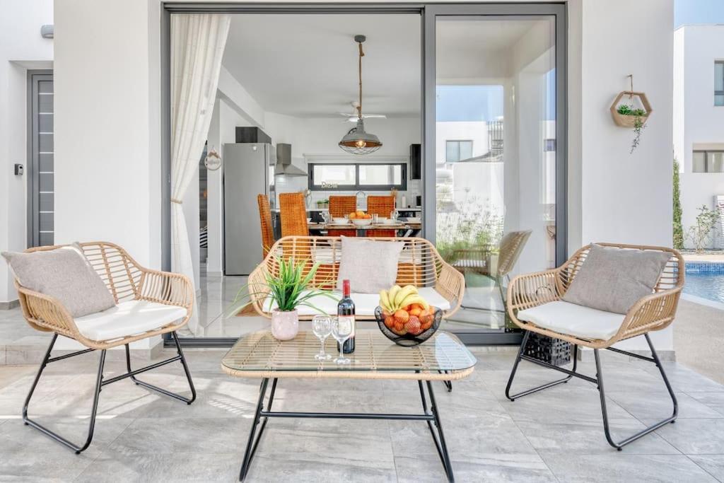 Luxurious Villa Alasia in Paralimni