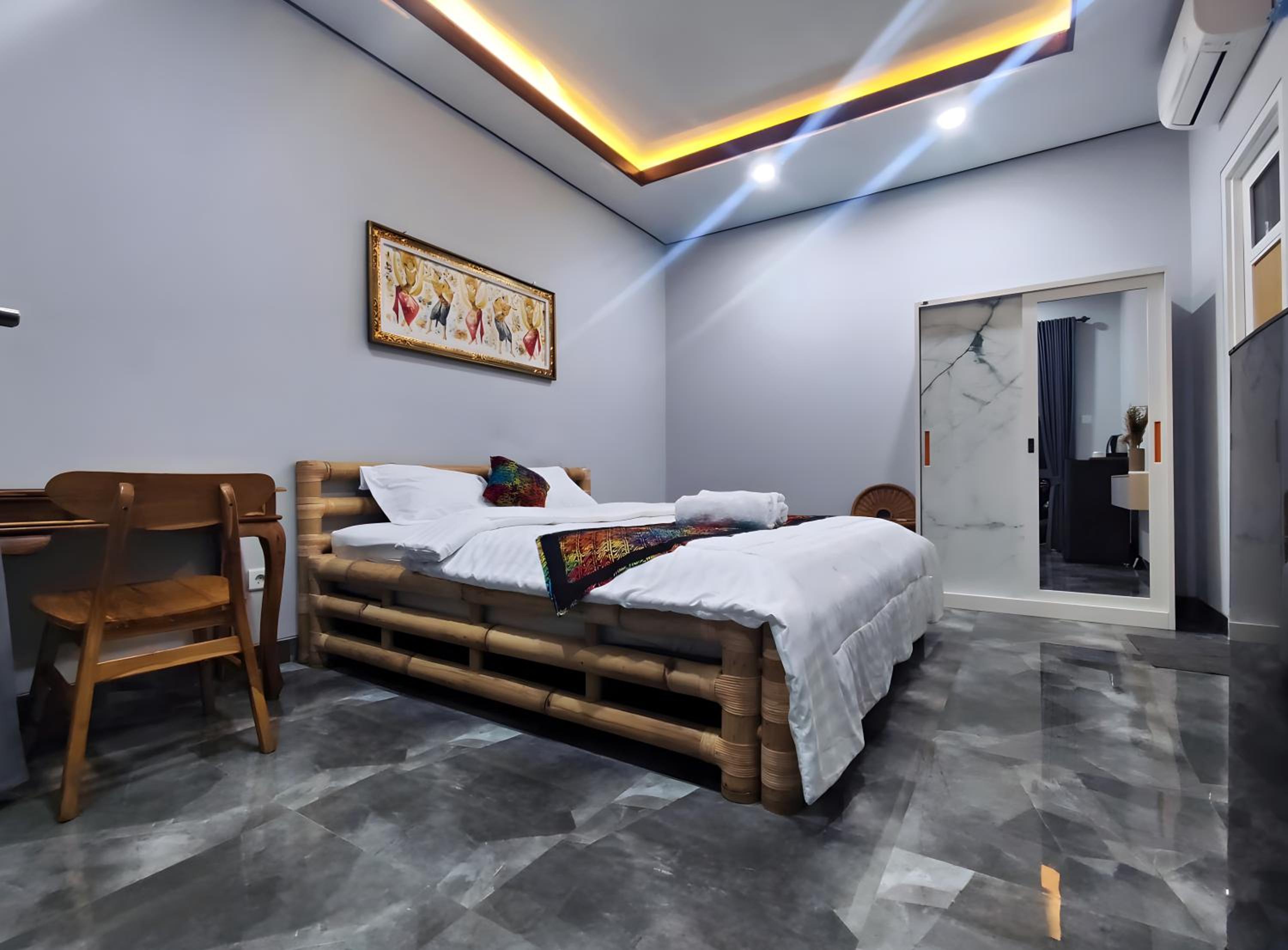 hotel room
