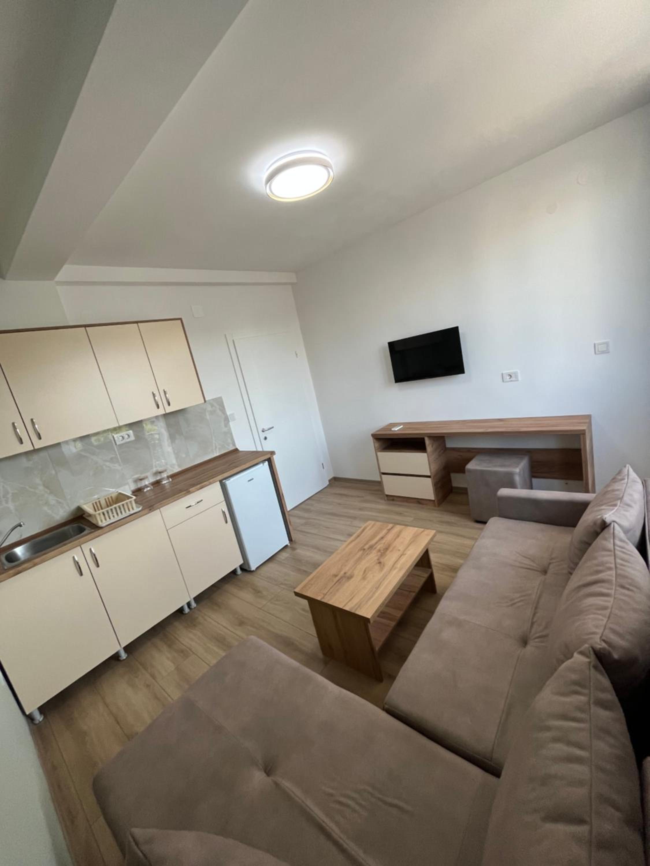 Lotos Apartments