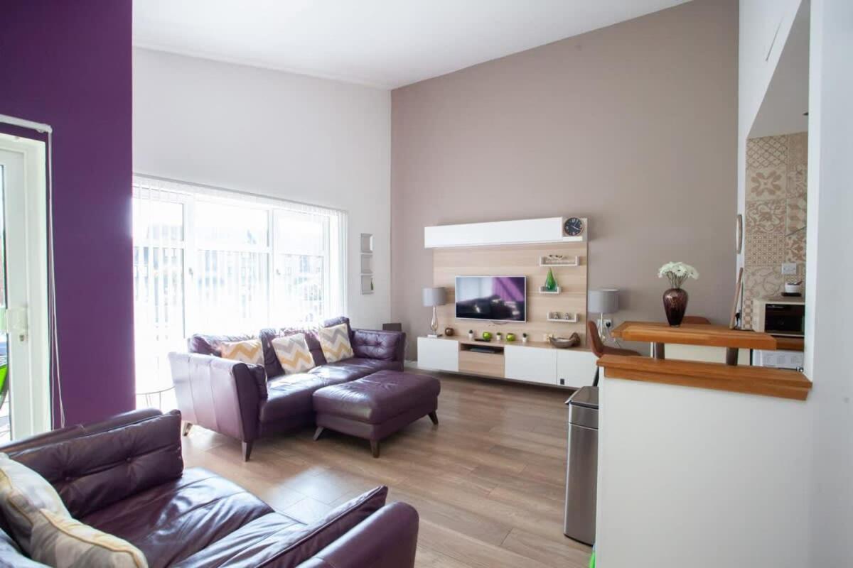 Mosspark Boulevard Exec Apartment ii - Free Parking view 5