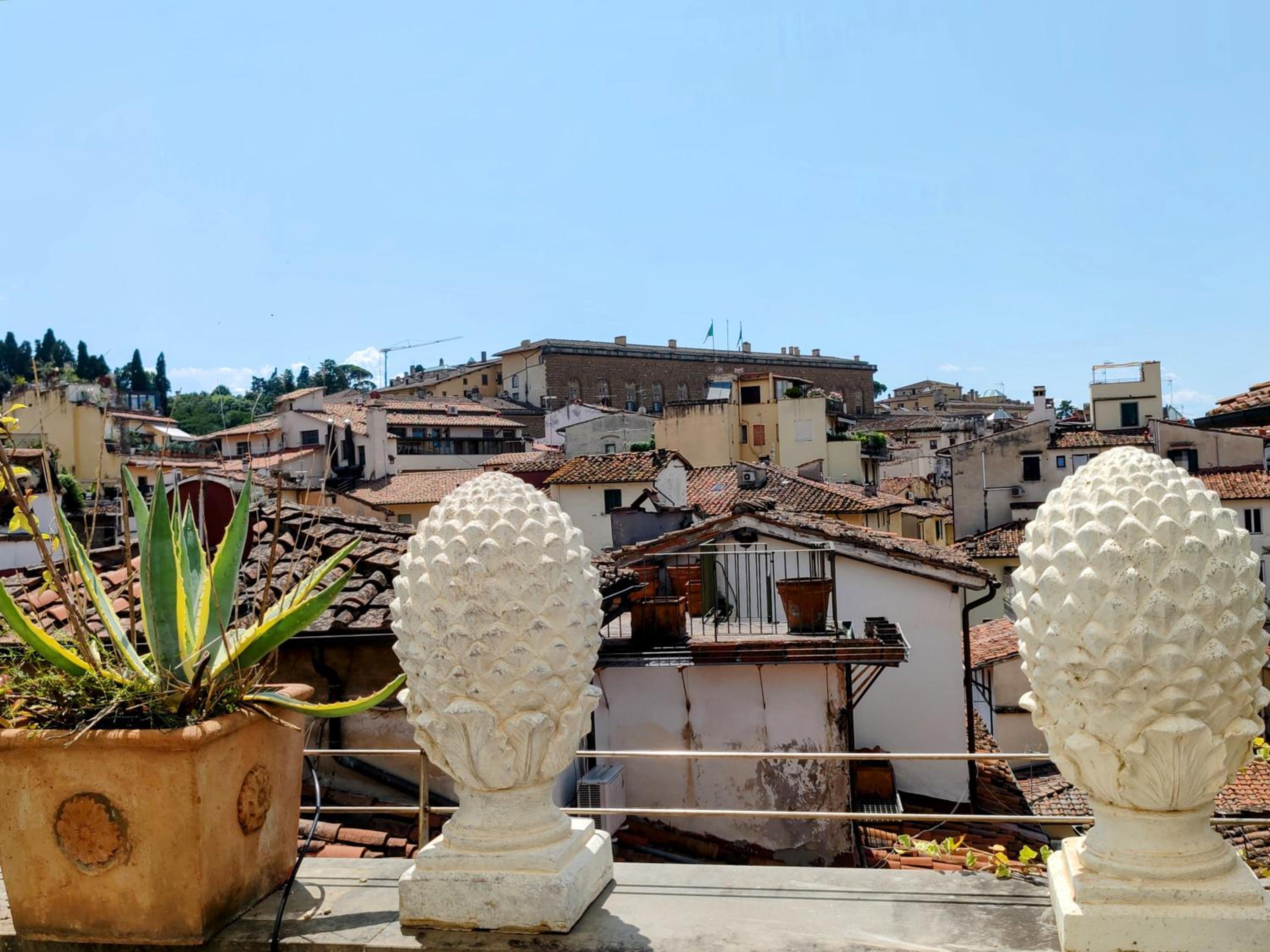 Borgo San Jacopo Penthouse by 360Rentals