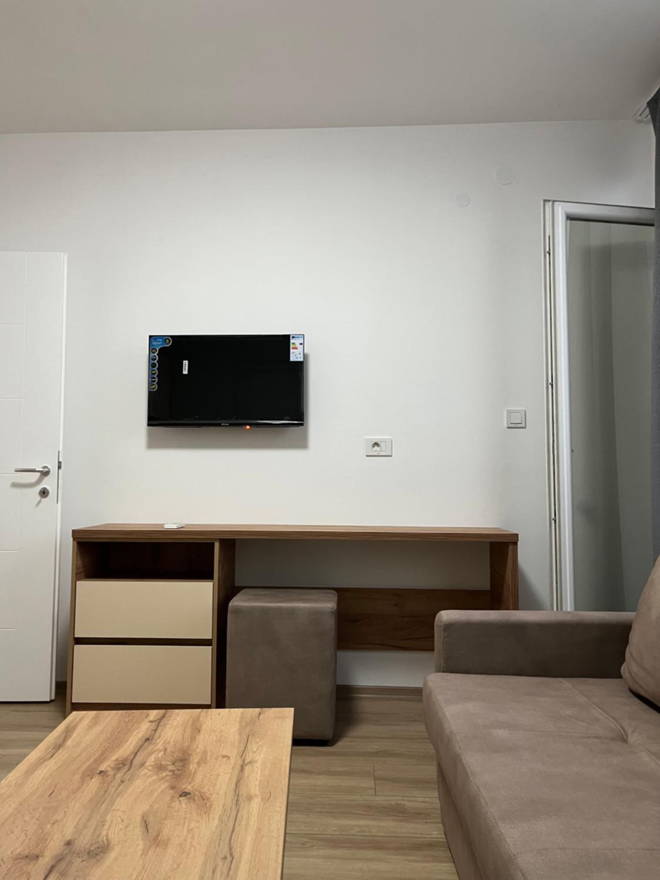 Lotos Apartments