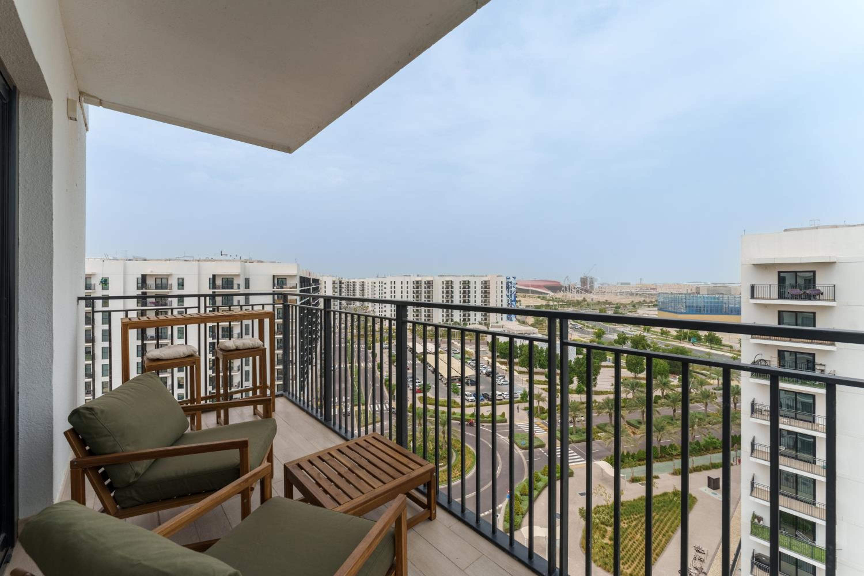 Maison Privee - Charming Retreat with Panoramic Views on Yas Island