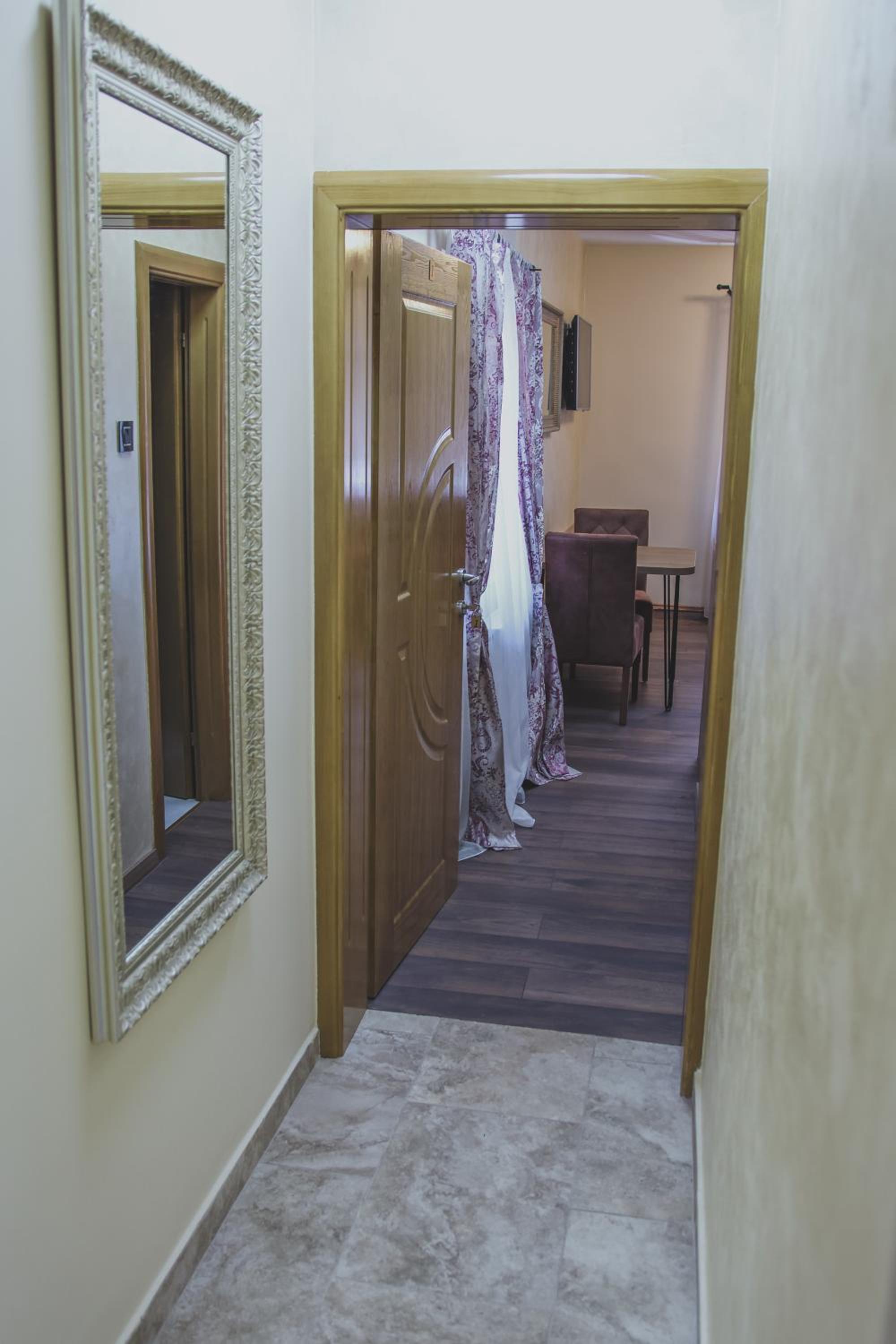 PLEASURE APARTMENTS