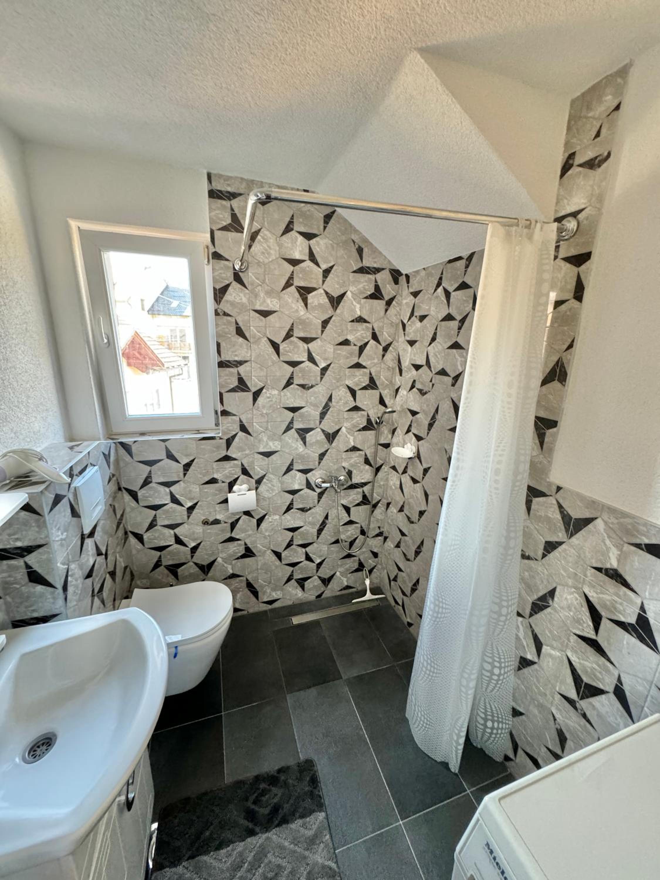 Room Ejna 2