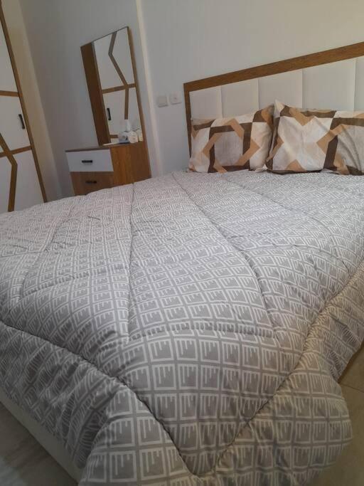 Lovely 3-Bedroom Apartment Maadi