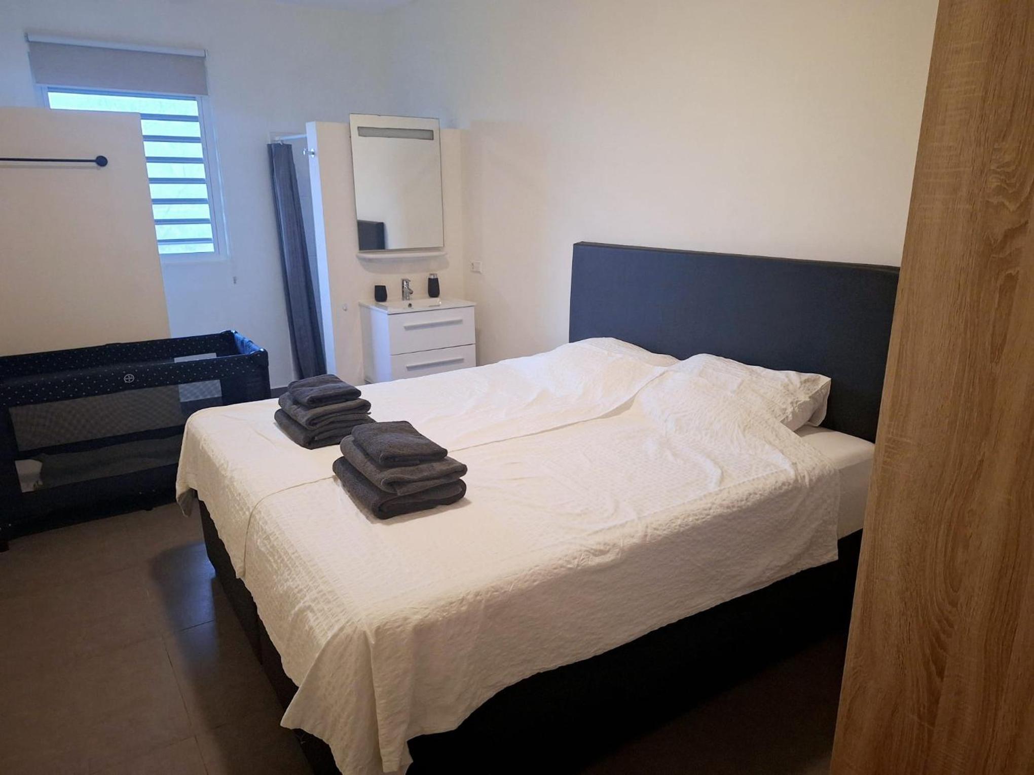 CocoCasa 22 Stylish Luxury Apartment with Pool near Jan Thiel Beach