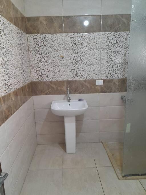 Lovely 3-Bedroom Apartment Maadi