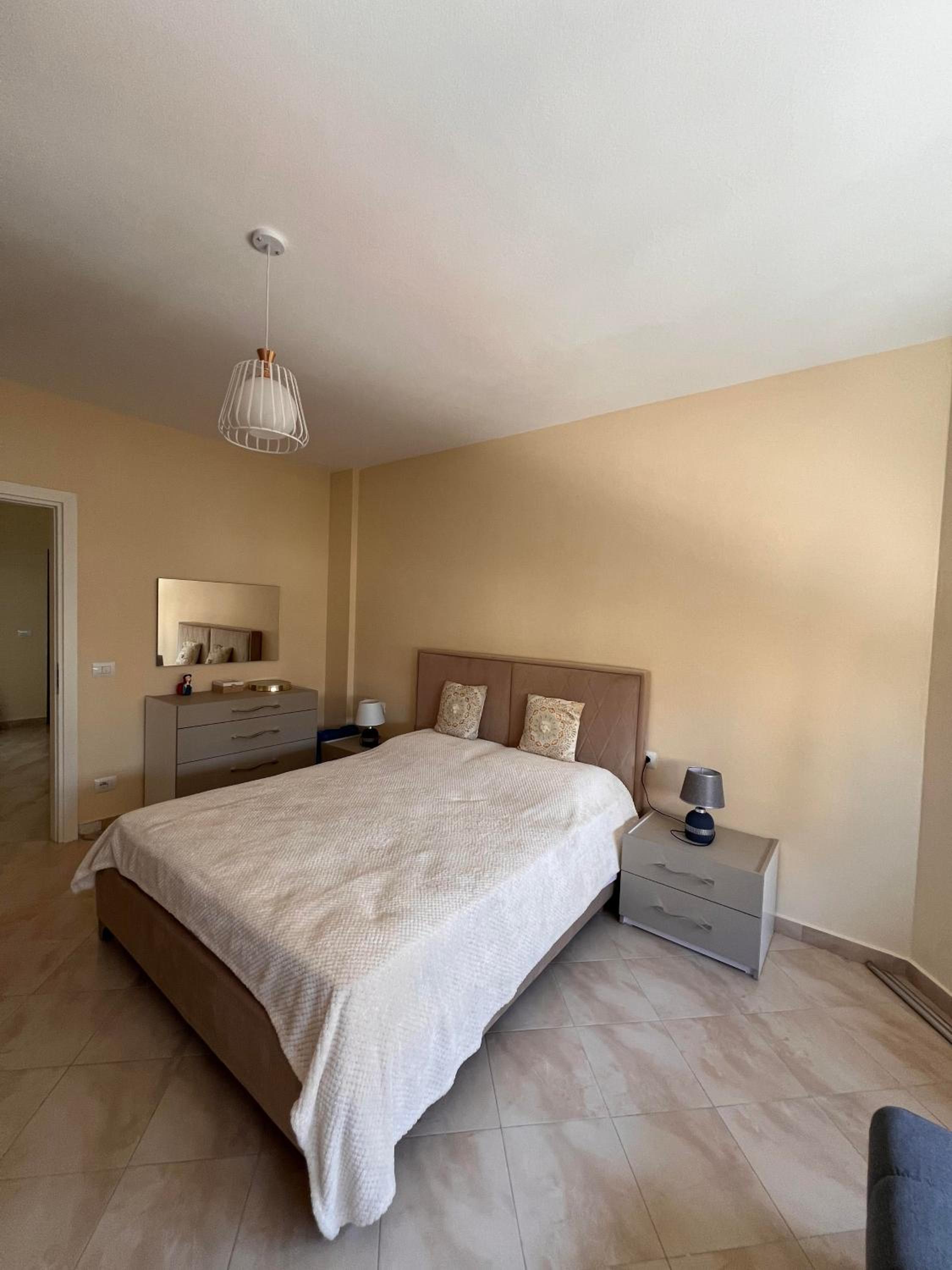Lored Apartment Durres