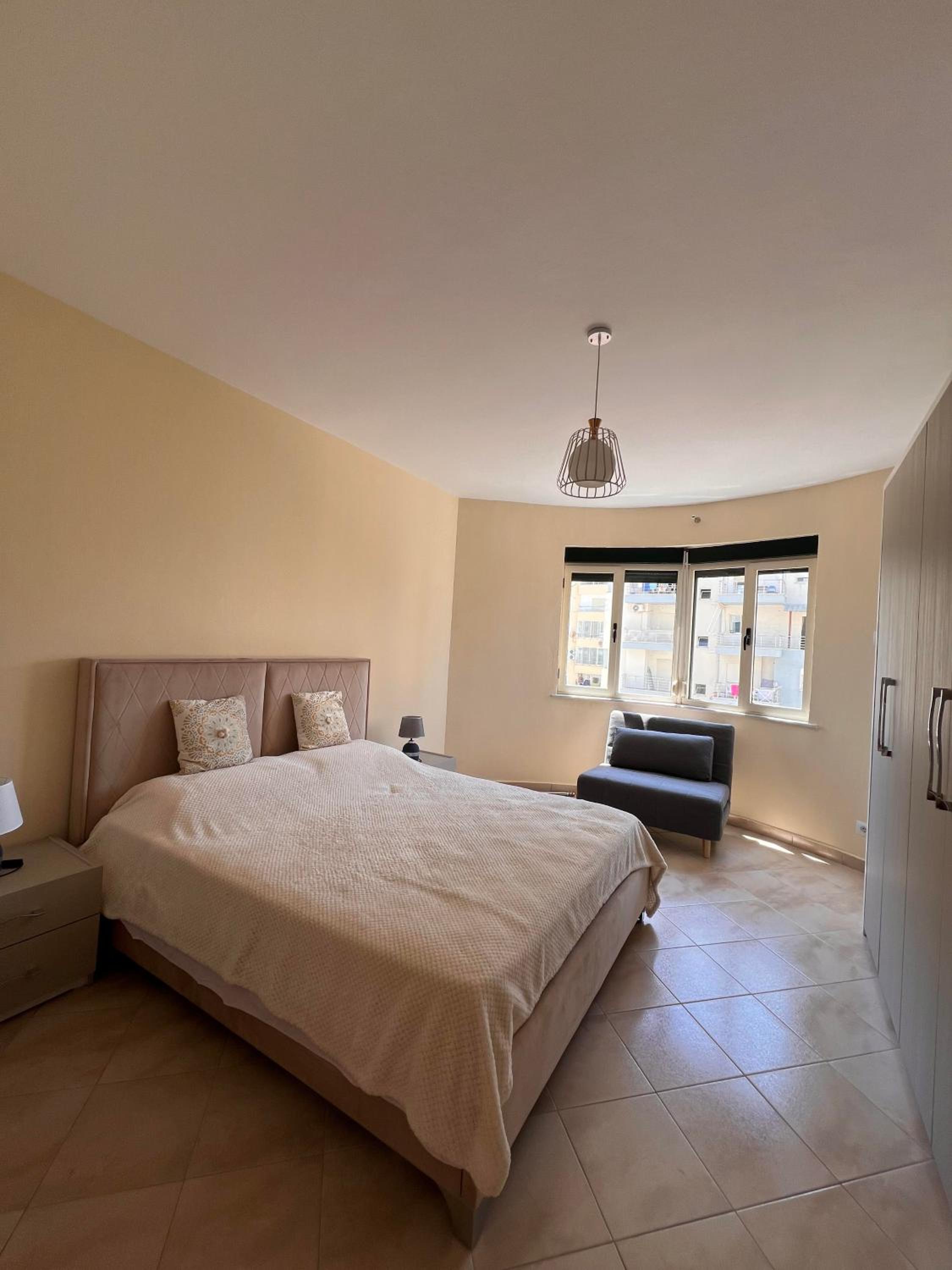 Lored Apartment Durres