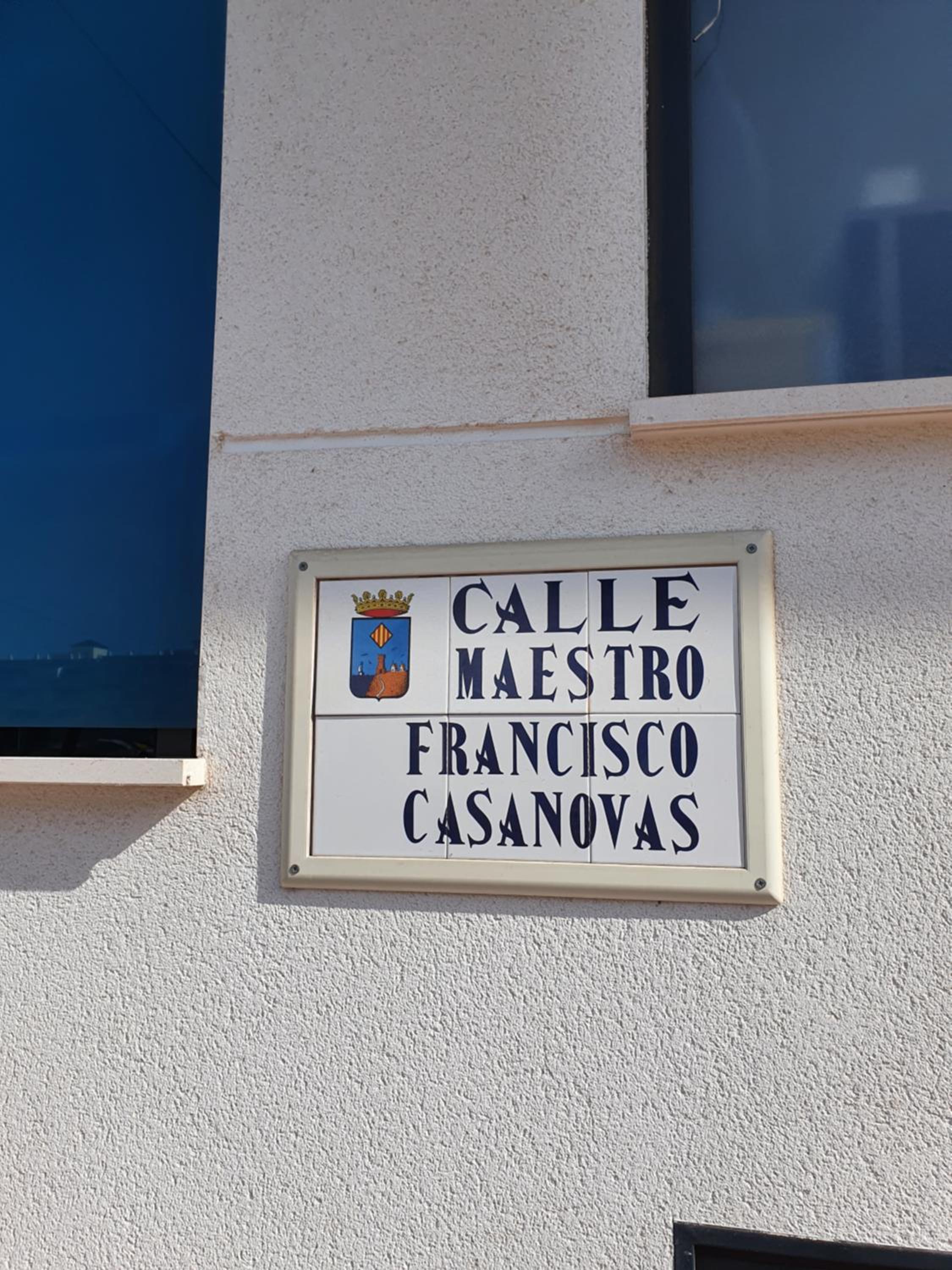 Fräscht boende med delad pool