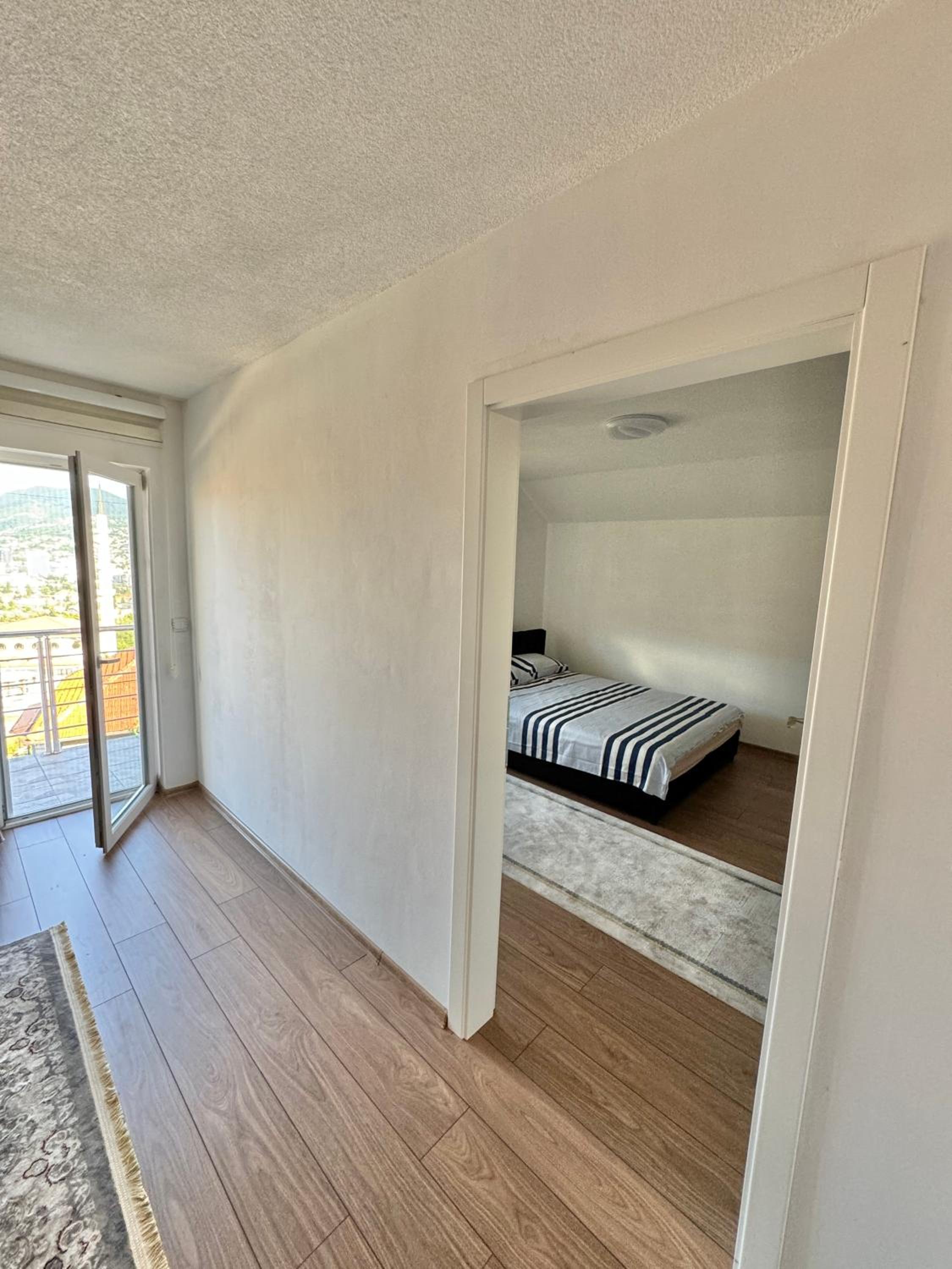 Room Ejna 3