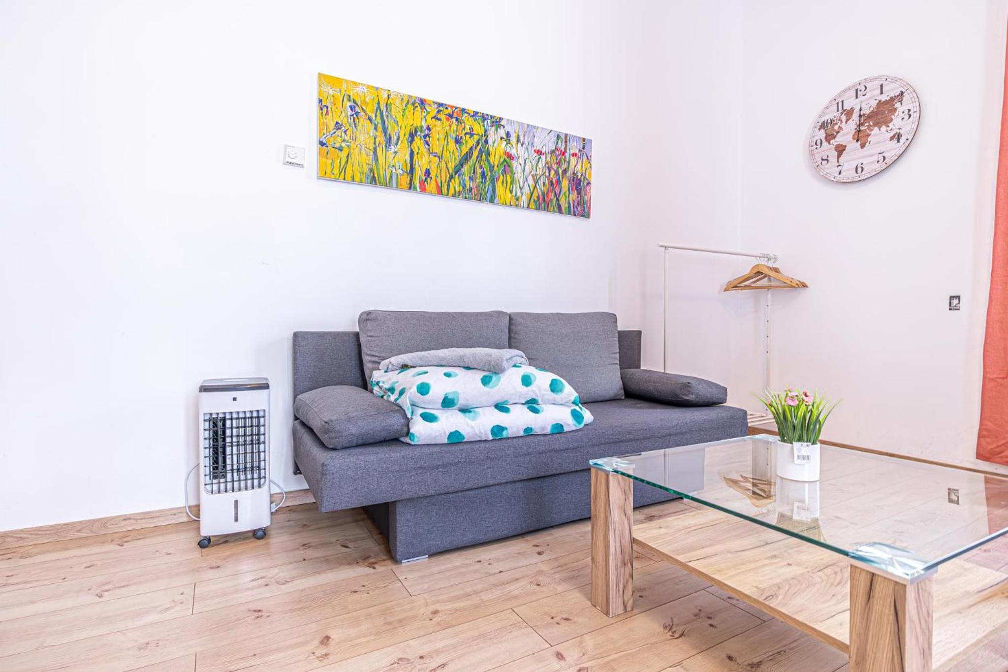 6 min to Amusement Park - Economy Rooms in Shared Apartment