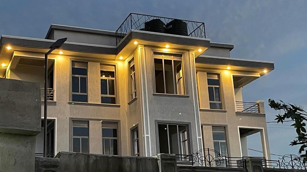 BAZY SUITEs view 3