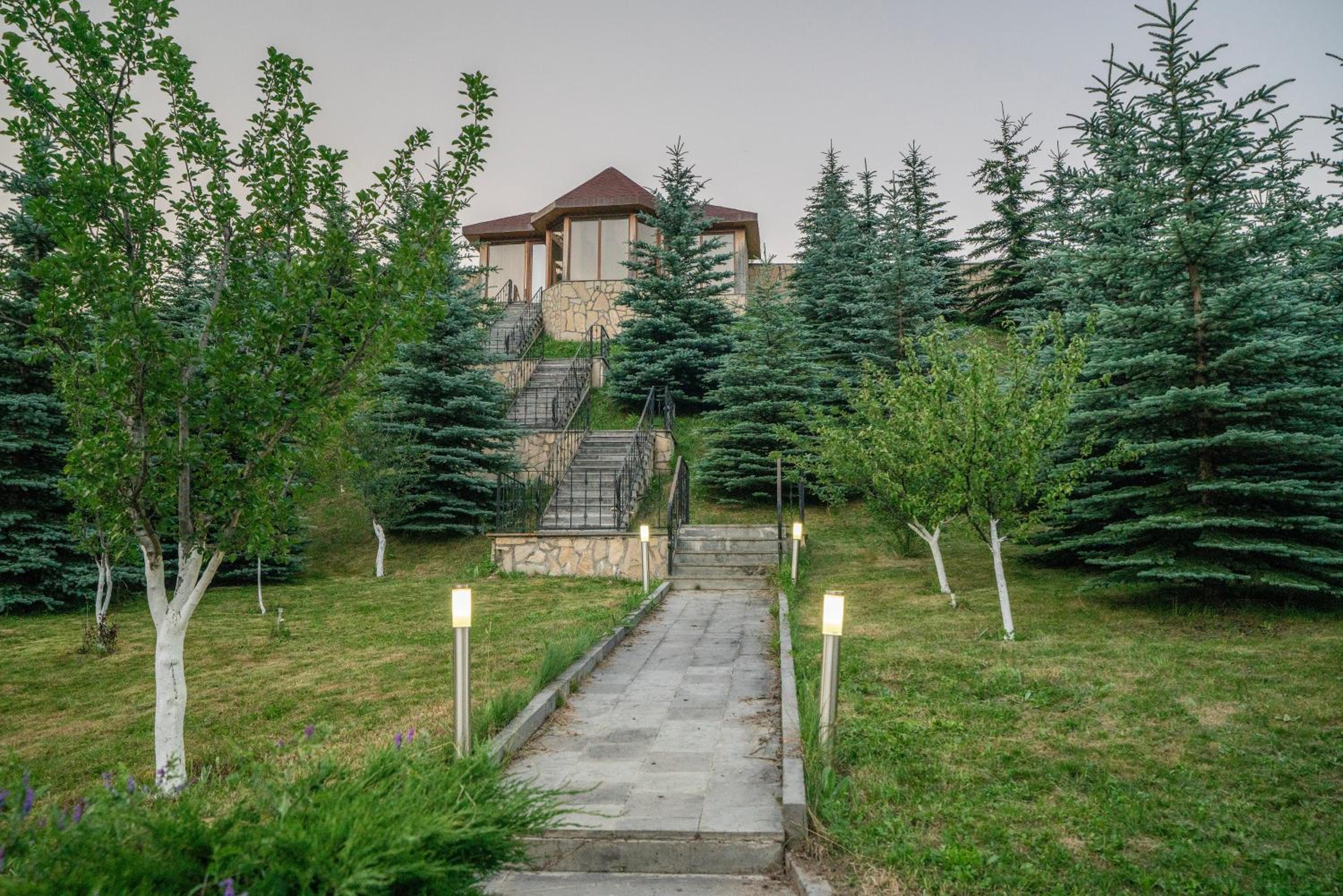 Vardisubani Villa