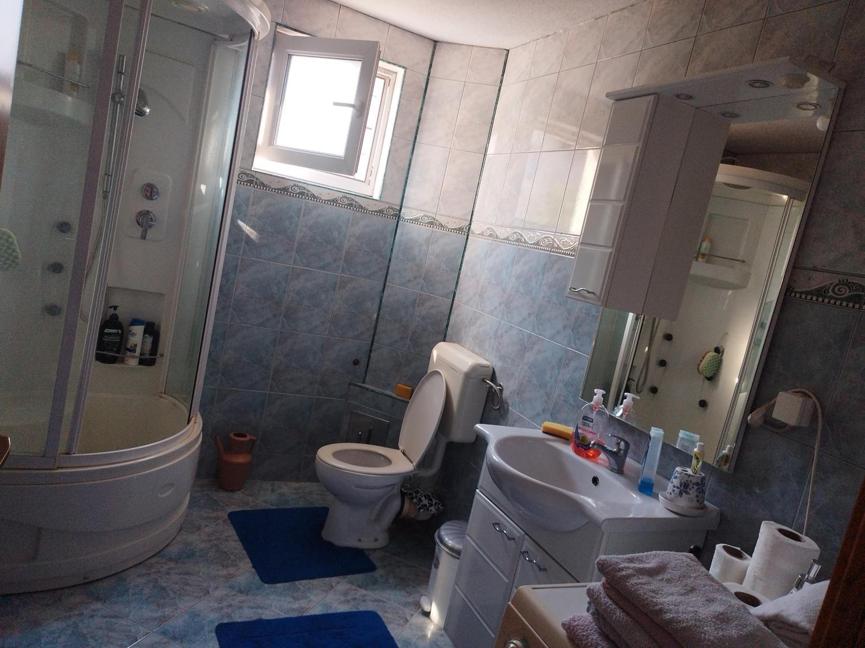 Apartman Leki