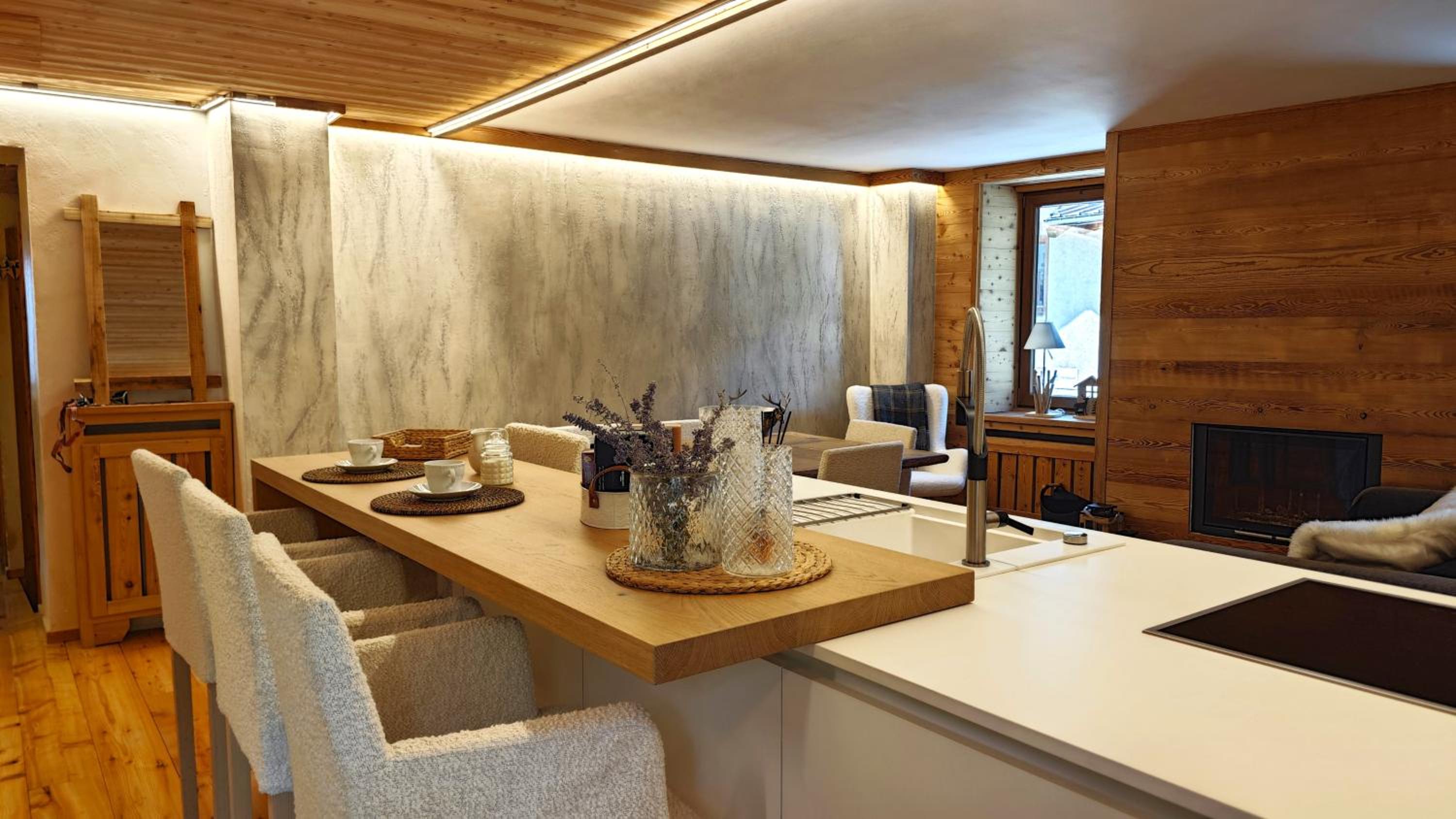 Hostdomus - Chalet Chic en Cesana Torinese — kitchen