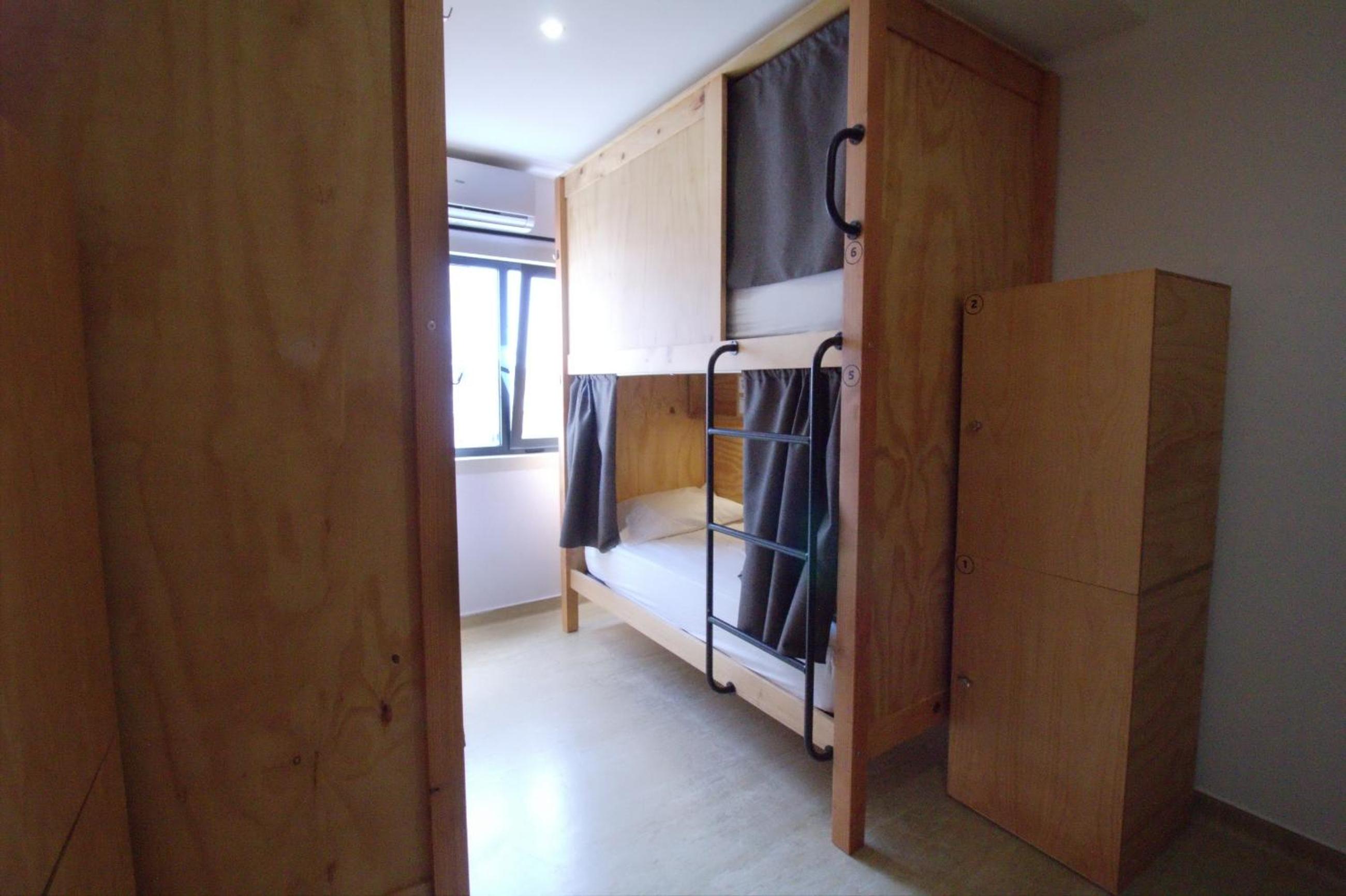 Photo 48