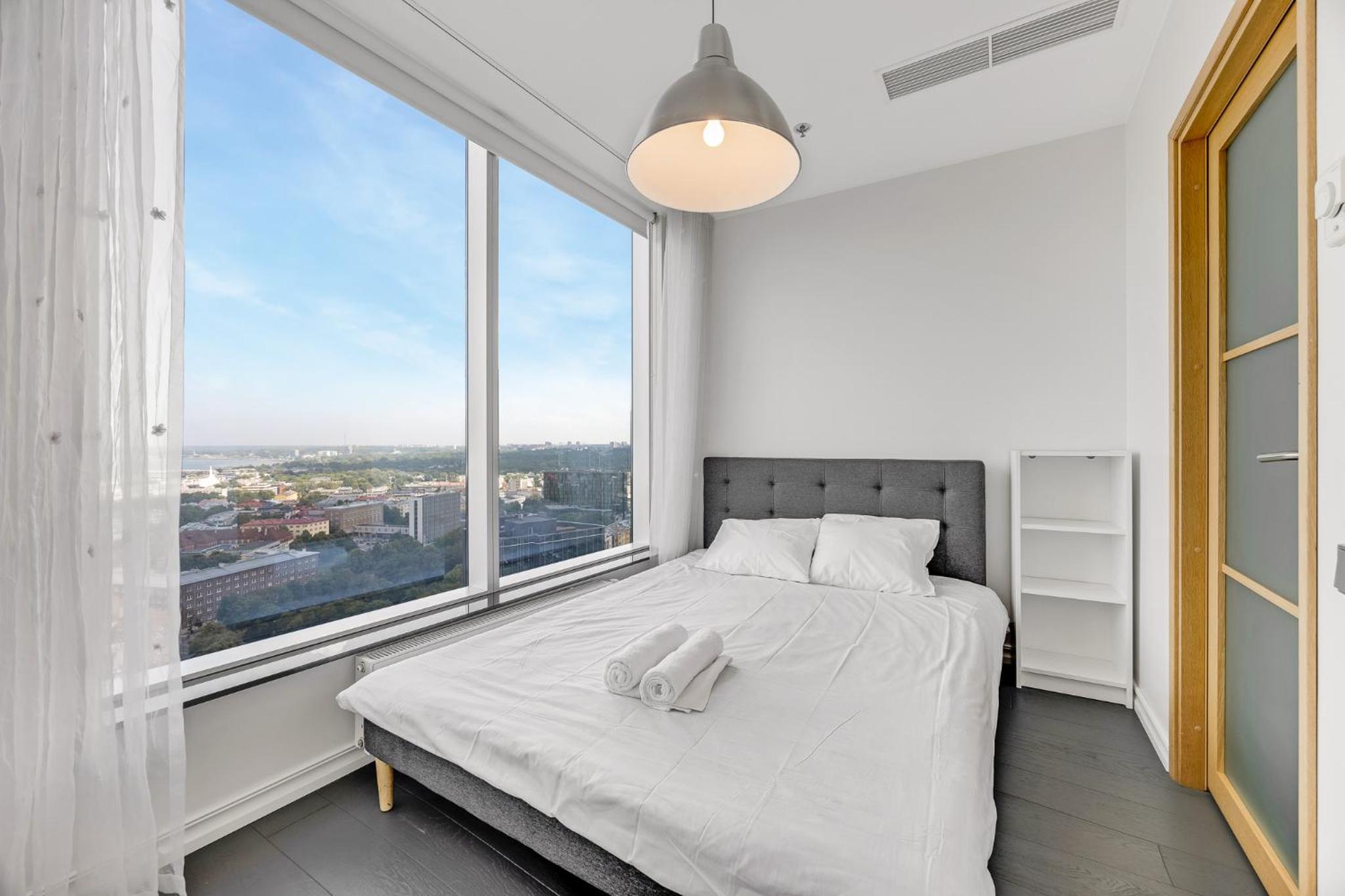 High-Rise Luxury Apartment With Amazing Panoram View in CityCentre