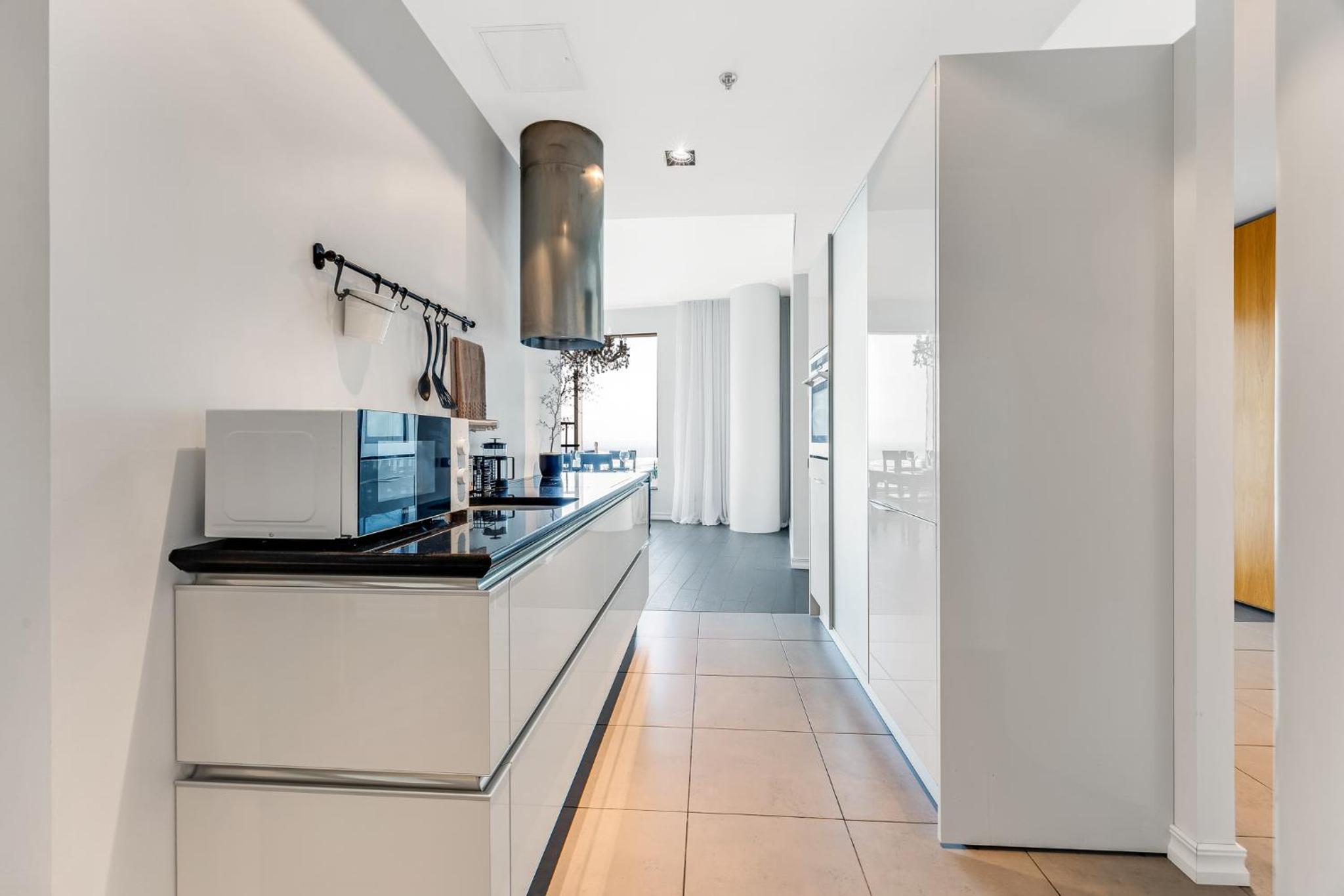 High-Rise Luxury Apartment With Amazing Panoram View in CityCentre