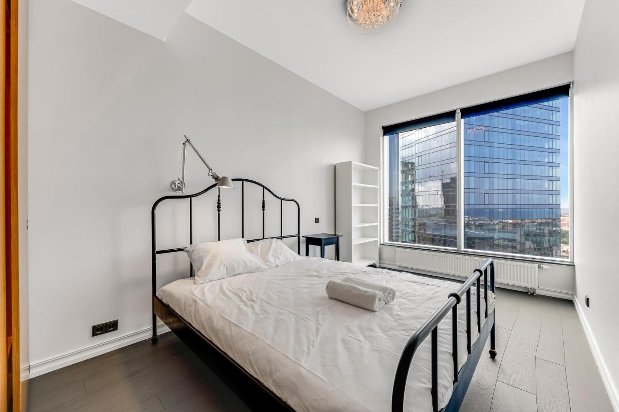 High-Rise Luxury Apartment With Amazing Panoram View in CityCentre